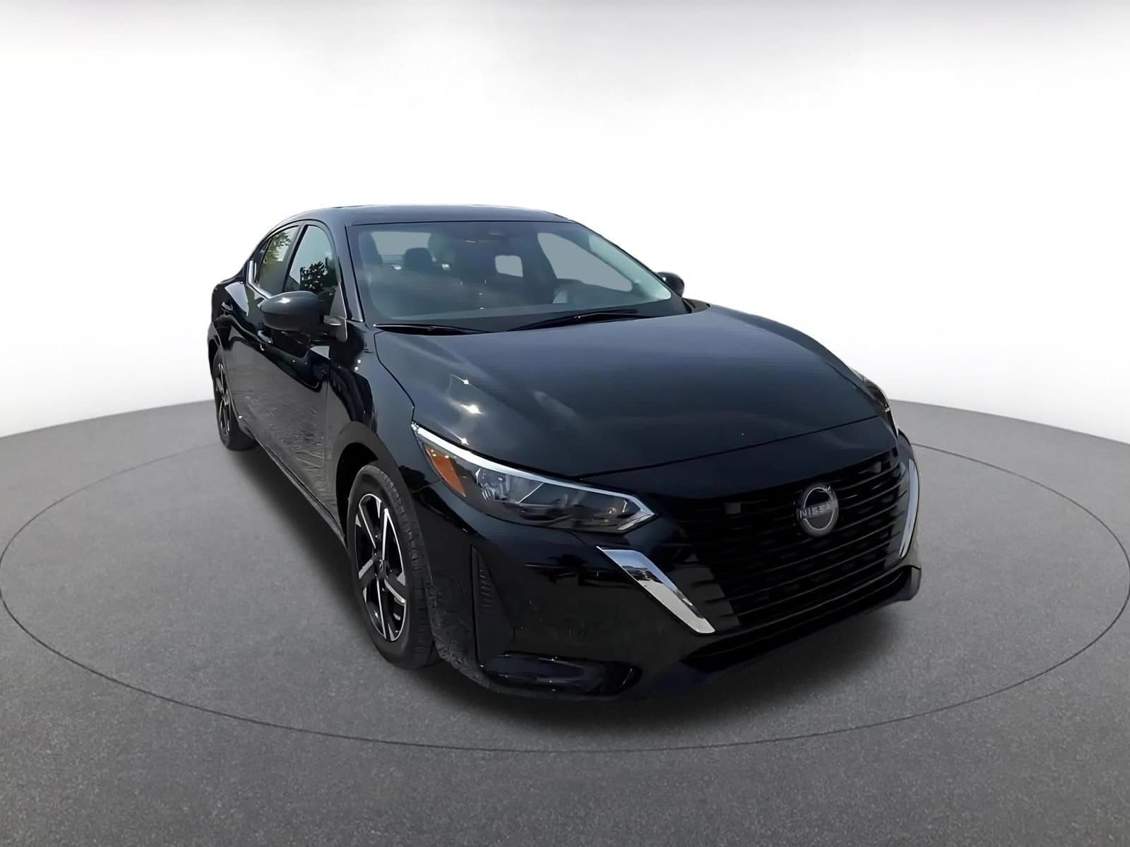 Thumbnail: 2025 Nissan Sentra - 3