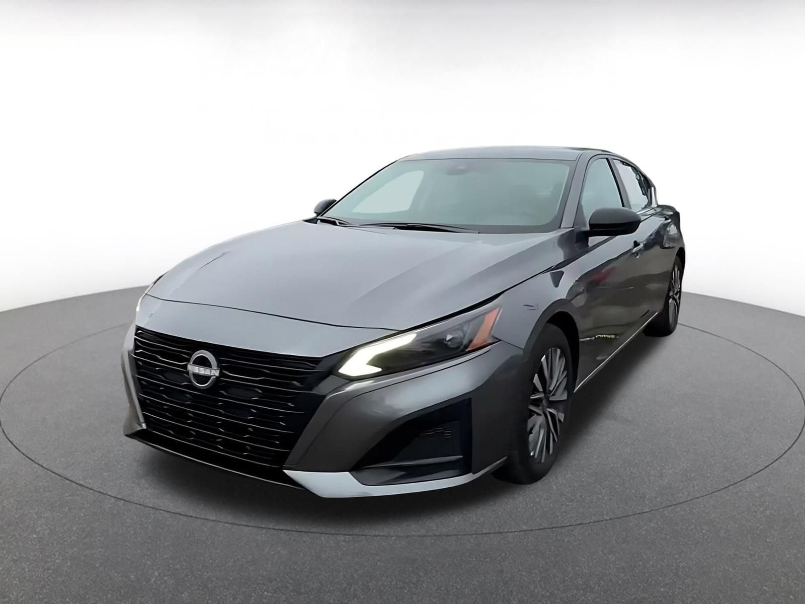 Thumbnail: 2026 Nissan Altima - 6