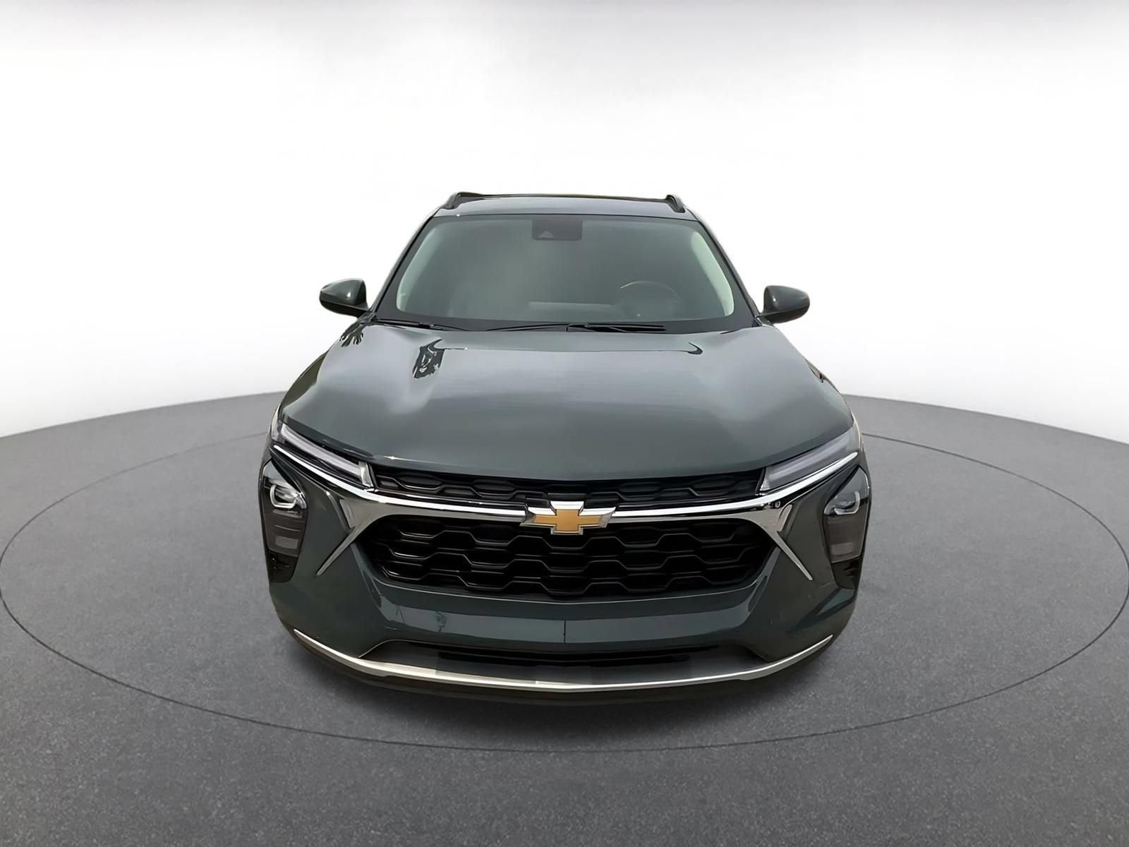 Thumbnail: 2025 Chevrolet Trax - 4