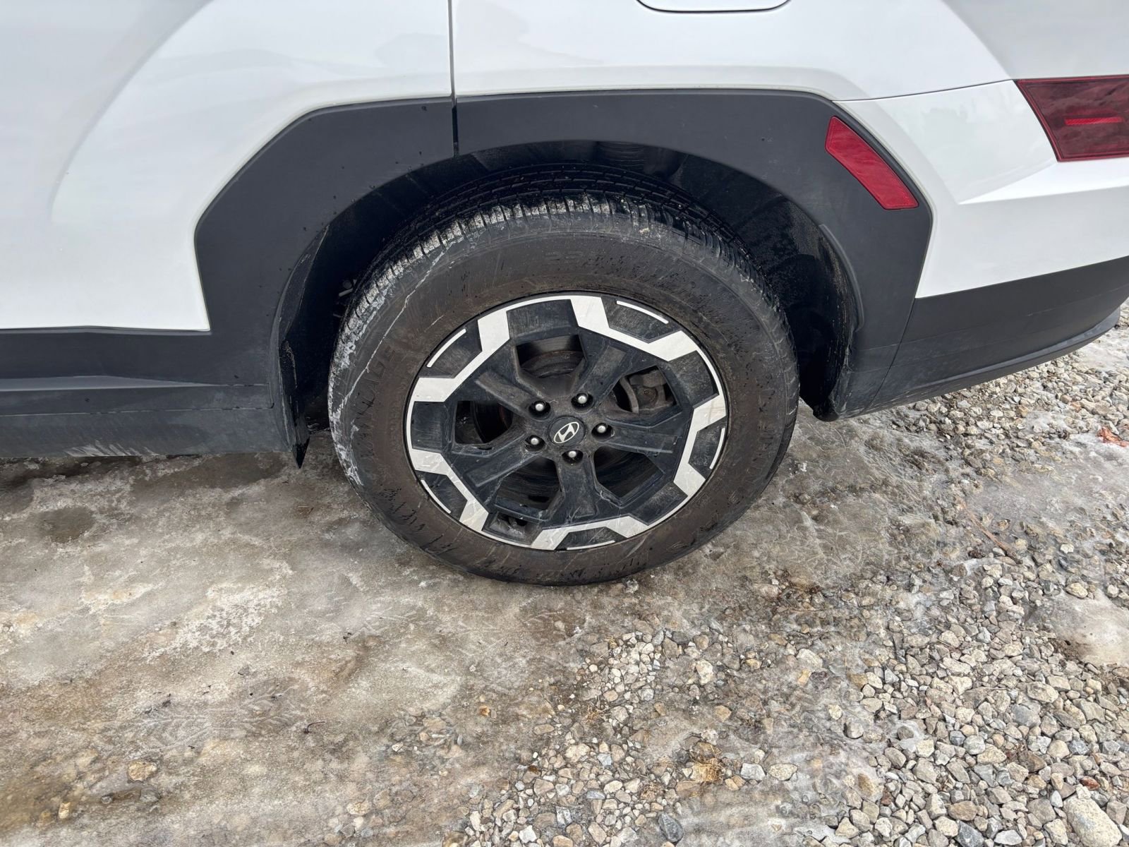 Thumbnail: 2025 Hyundai Santa Fe - 32