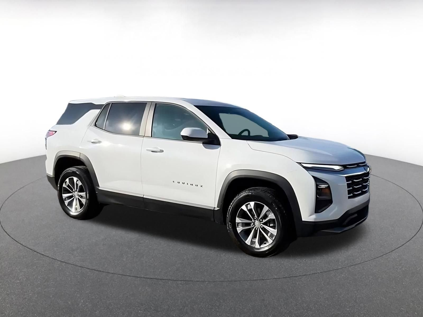 Thumbnail: 2025 Chevrolet Equinox - 2