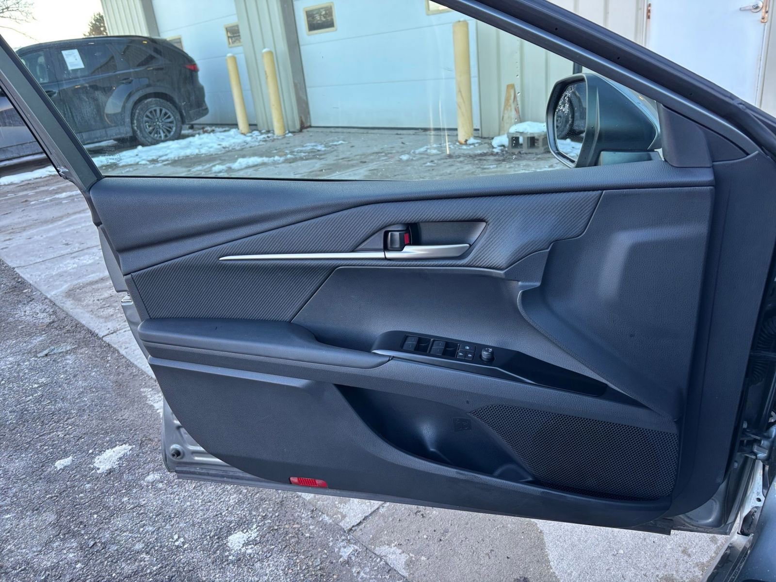 Thumbnail: 2025 Toyota Camry - 20