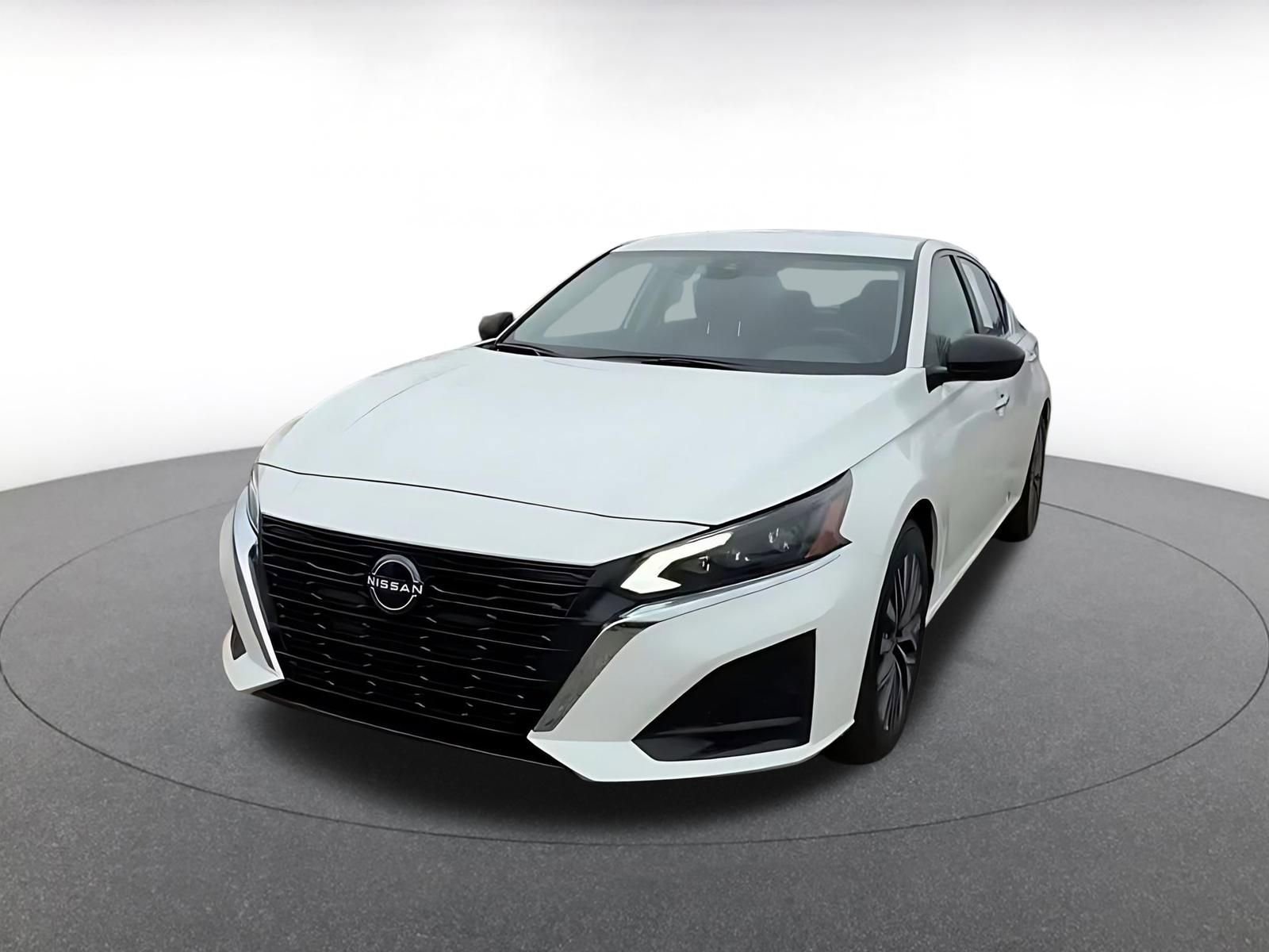 Thumbnail: 2025 Nissan Altima - 7