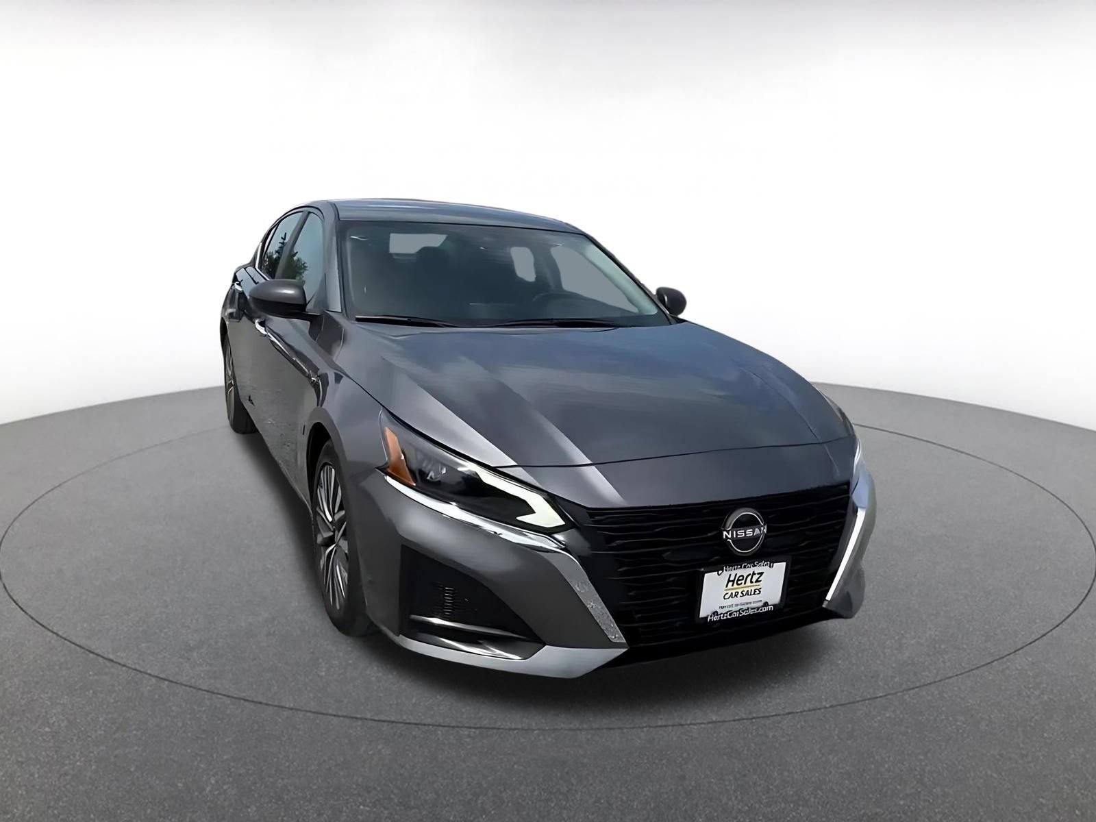 Thumbnail: 2025 Nissan Altima - 3