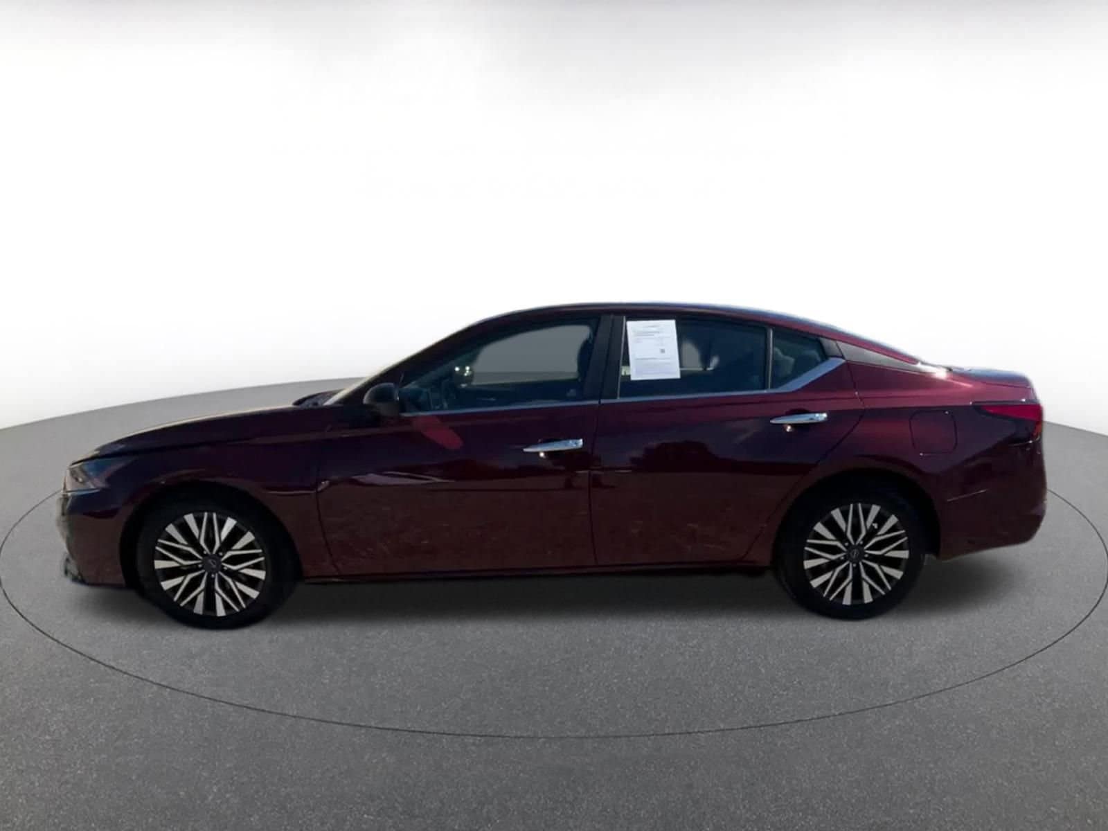 Thumbnail: 2024 Nissan Altima - 9