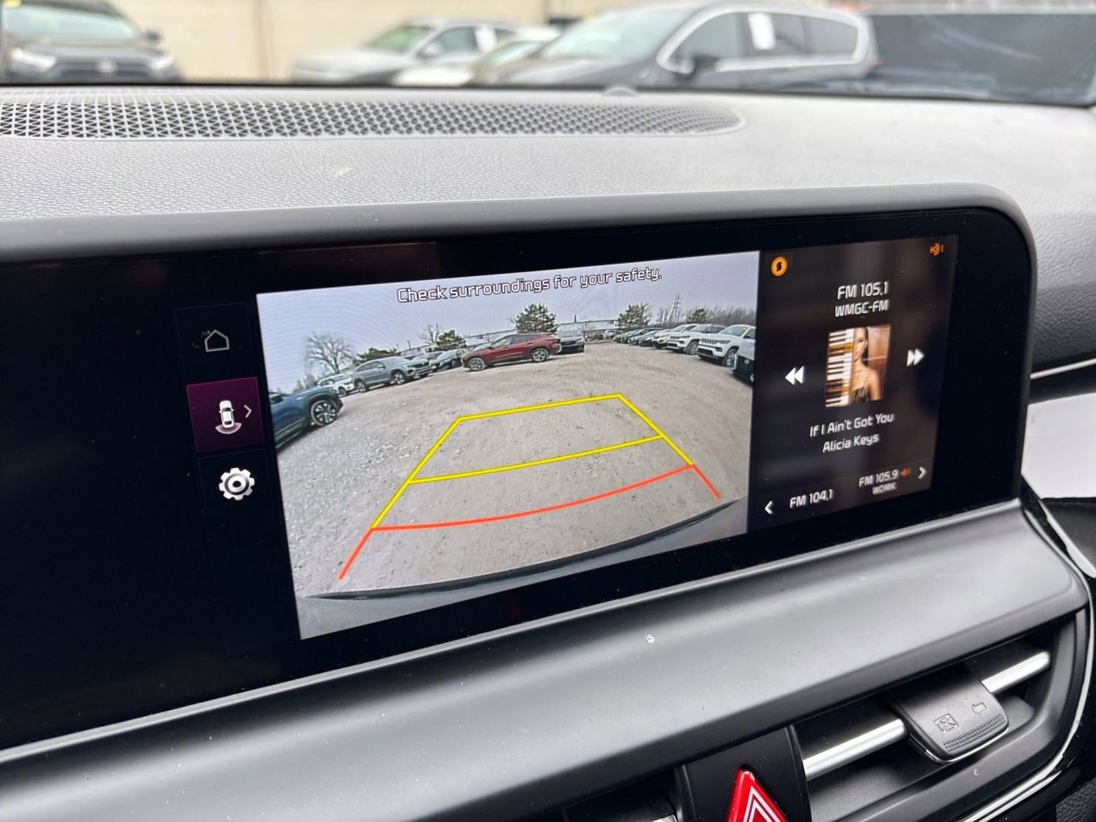 Thumbnail: 2025 Kia Seltos - 23