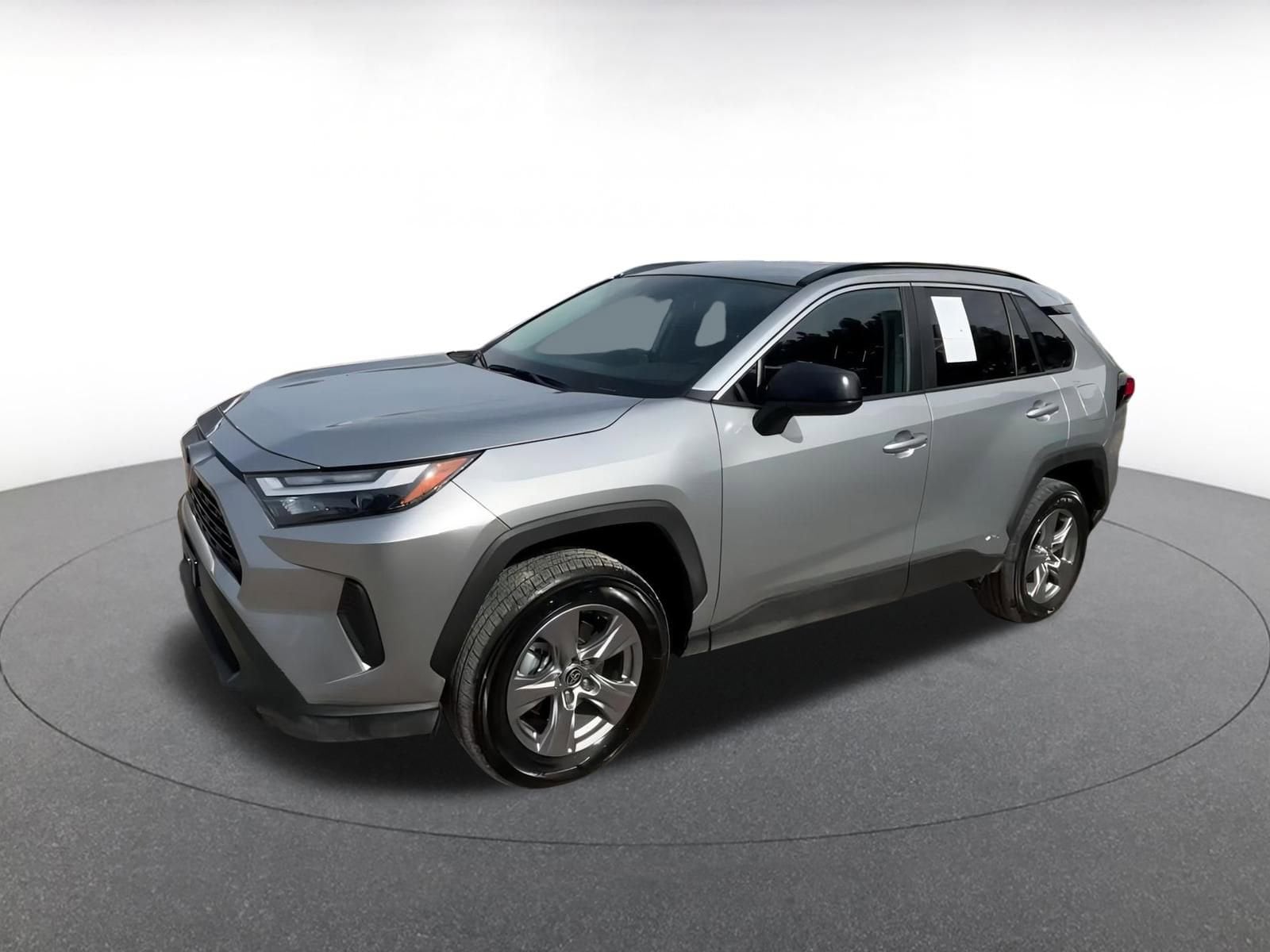 Thumbnail: 2025 Toyota RAV4 - 8