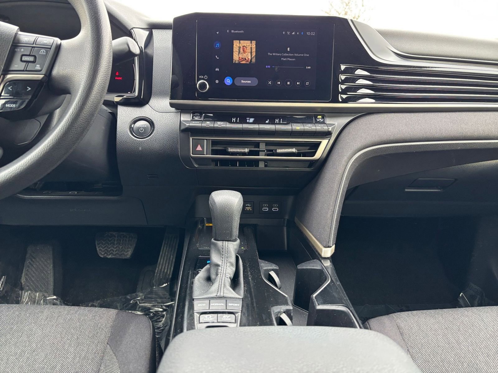 Thumbnail: 2025 Toyota Camry - 18