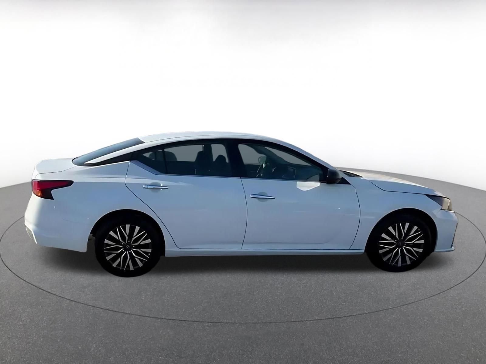 Thumbnail: 2025 Nissan Altima - 16