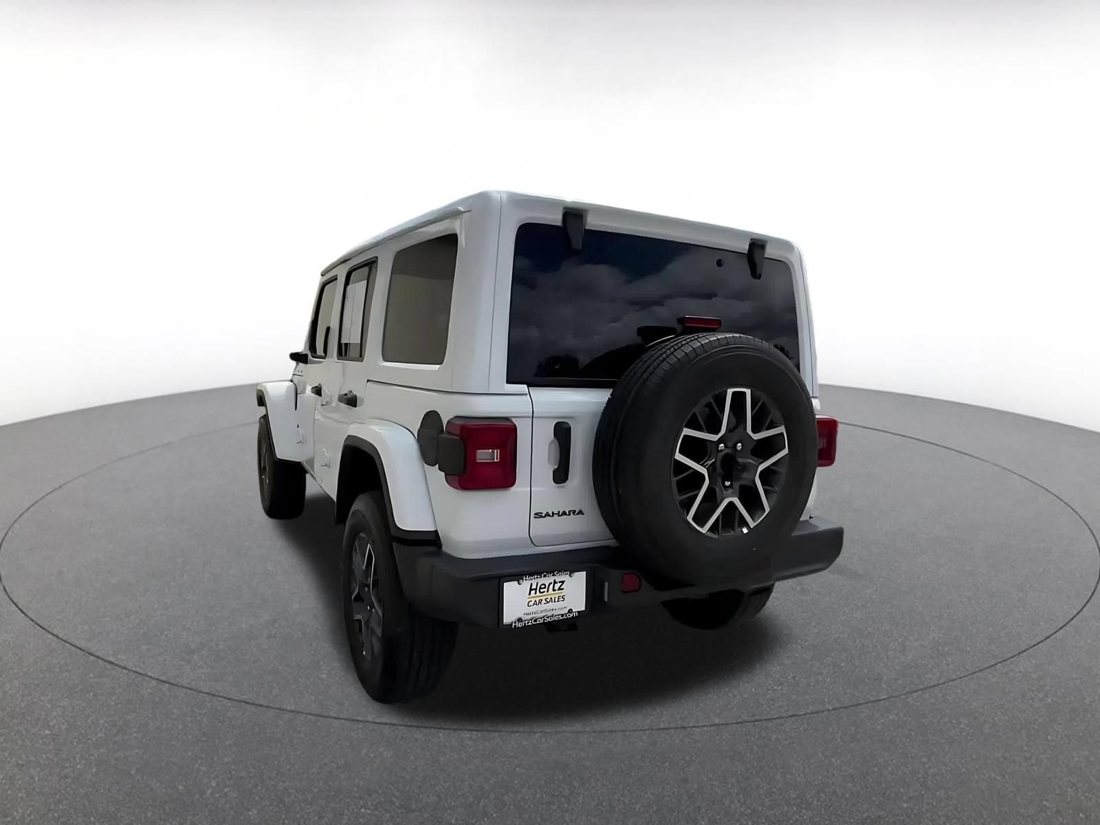 Thumbnail: 2025 Jeep Wrangler - 10