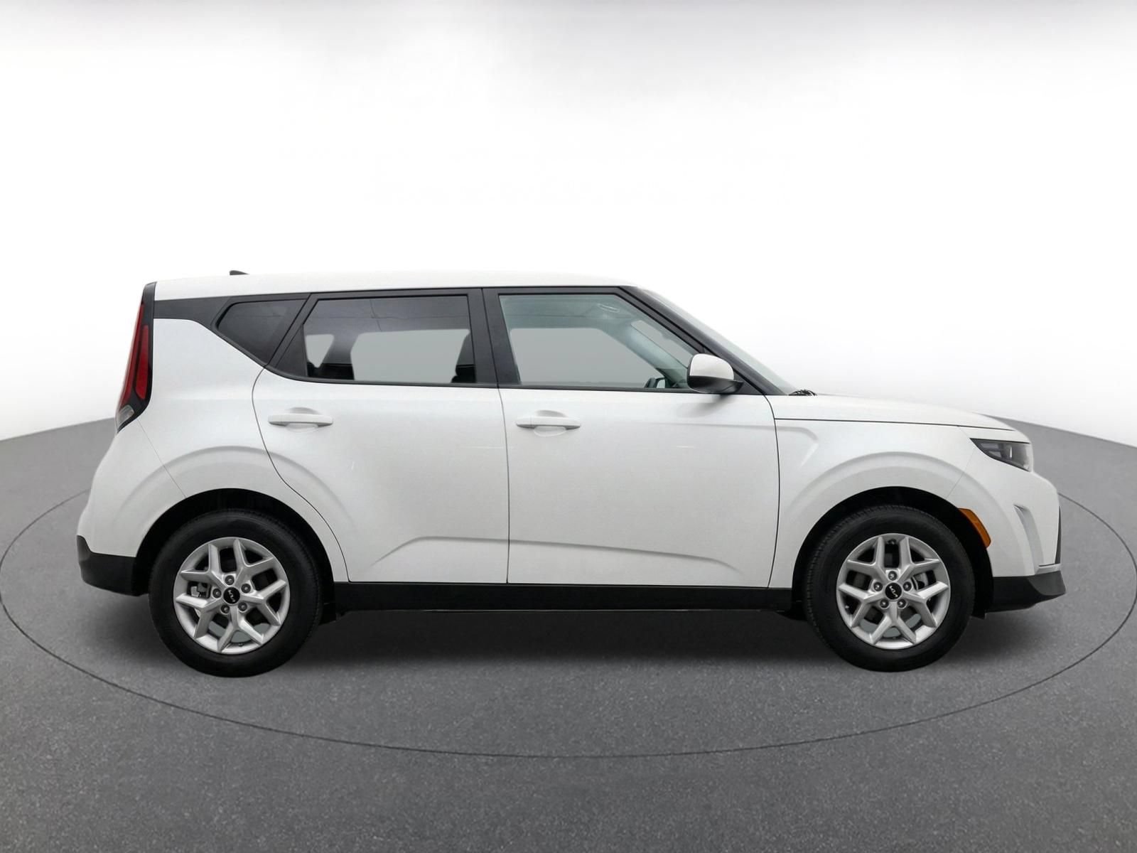 Thumbnail: 2025 Kia Soul - 13