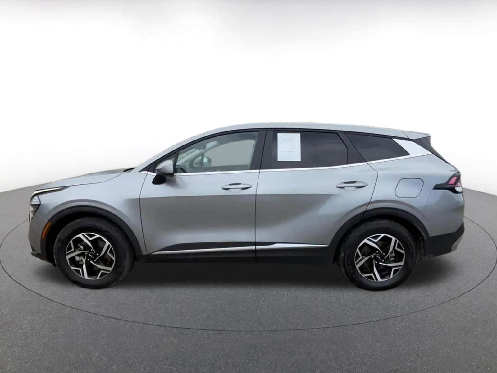 Thumbnail: 2025 Kia Sportage - 9