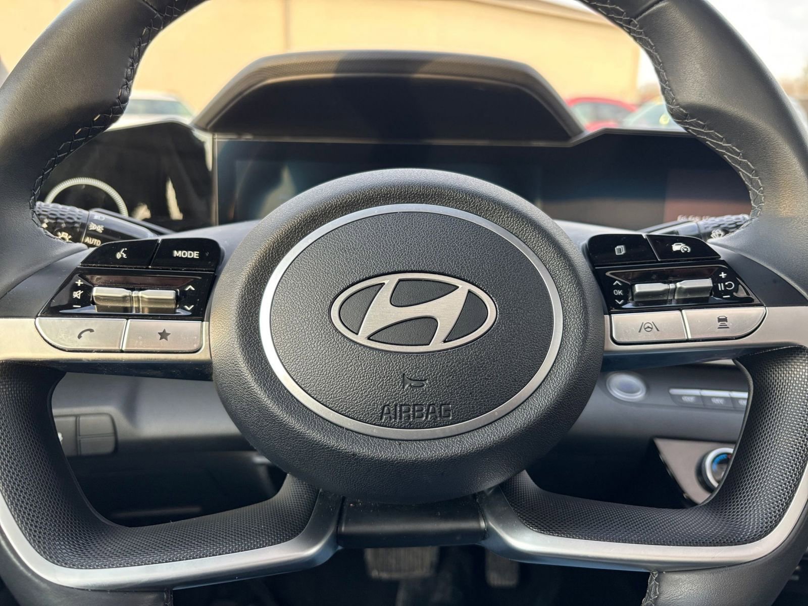 Thumbnail: 2025 Hyundai Elantra - 30