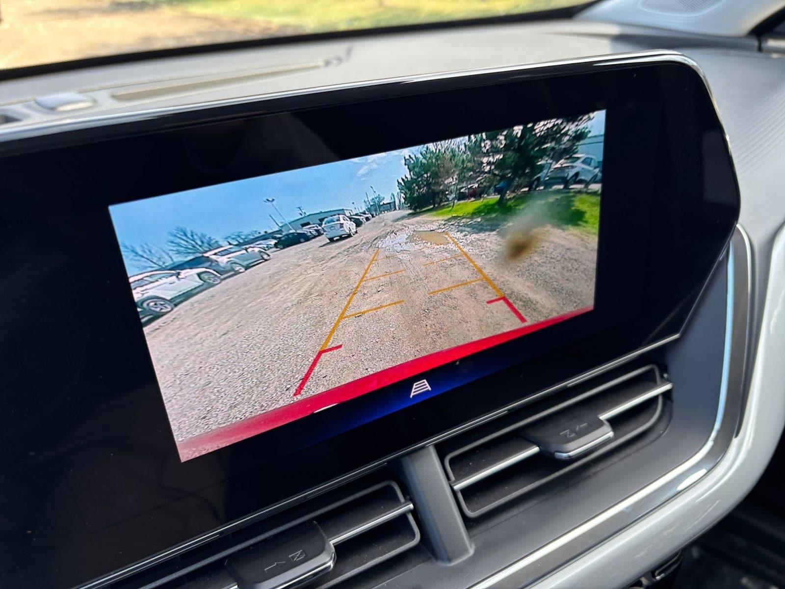 Thumbnail: 2025 Chevrolet Trax - 23