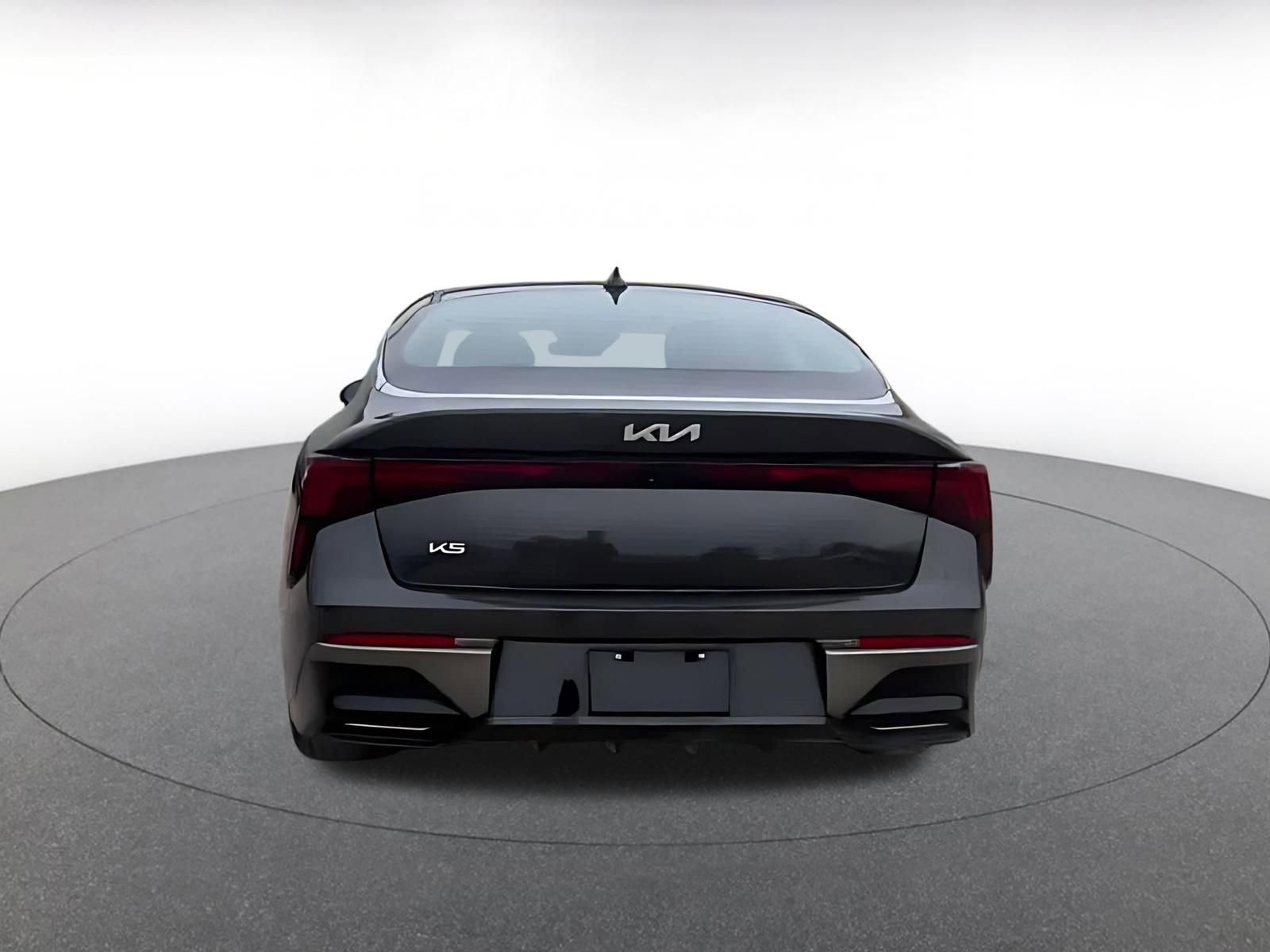 Thumbnail: 2025 Kia K5 - 12