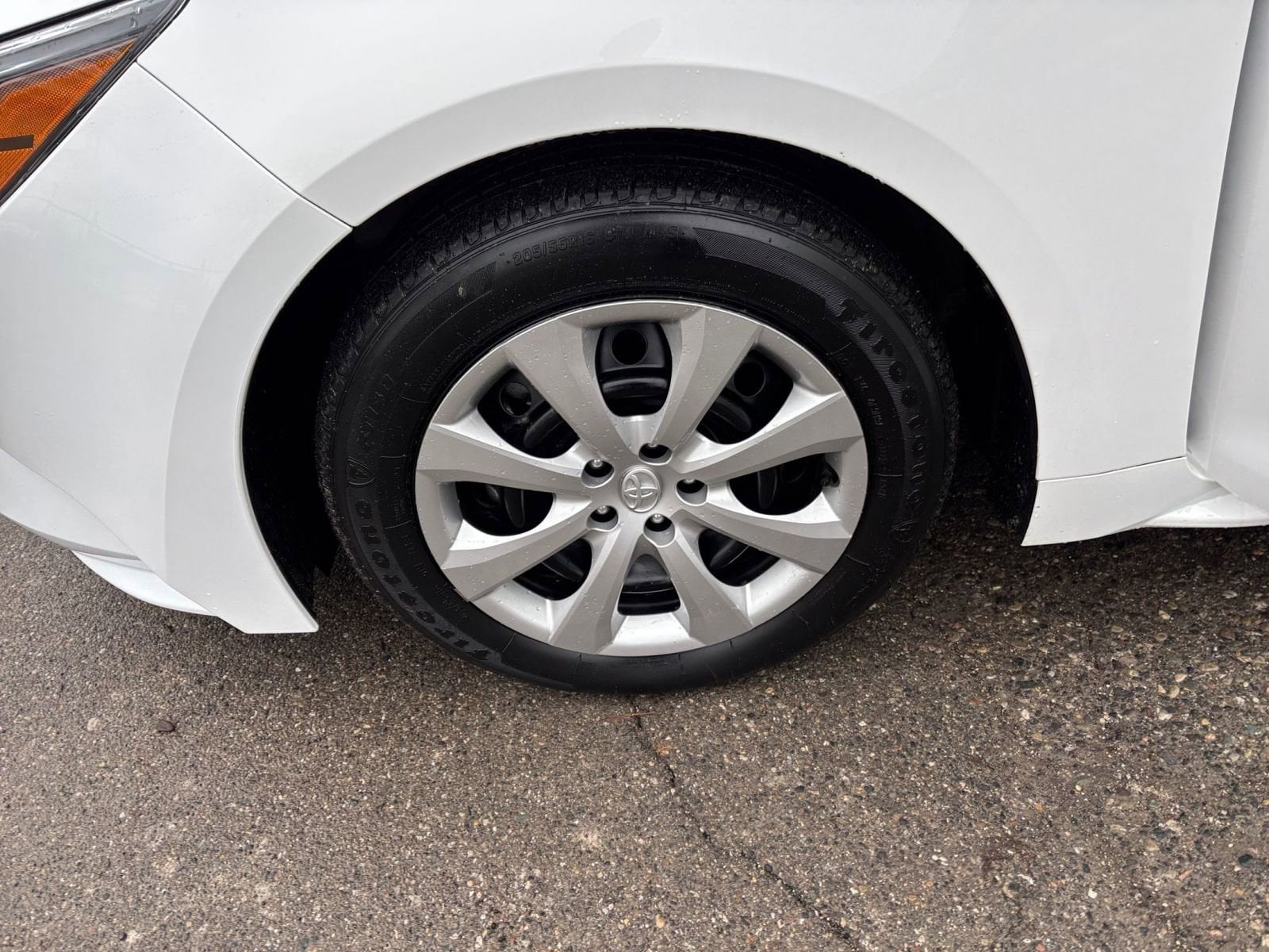 Thumbnail: 2025 Toyota Corolla - 29