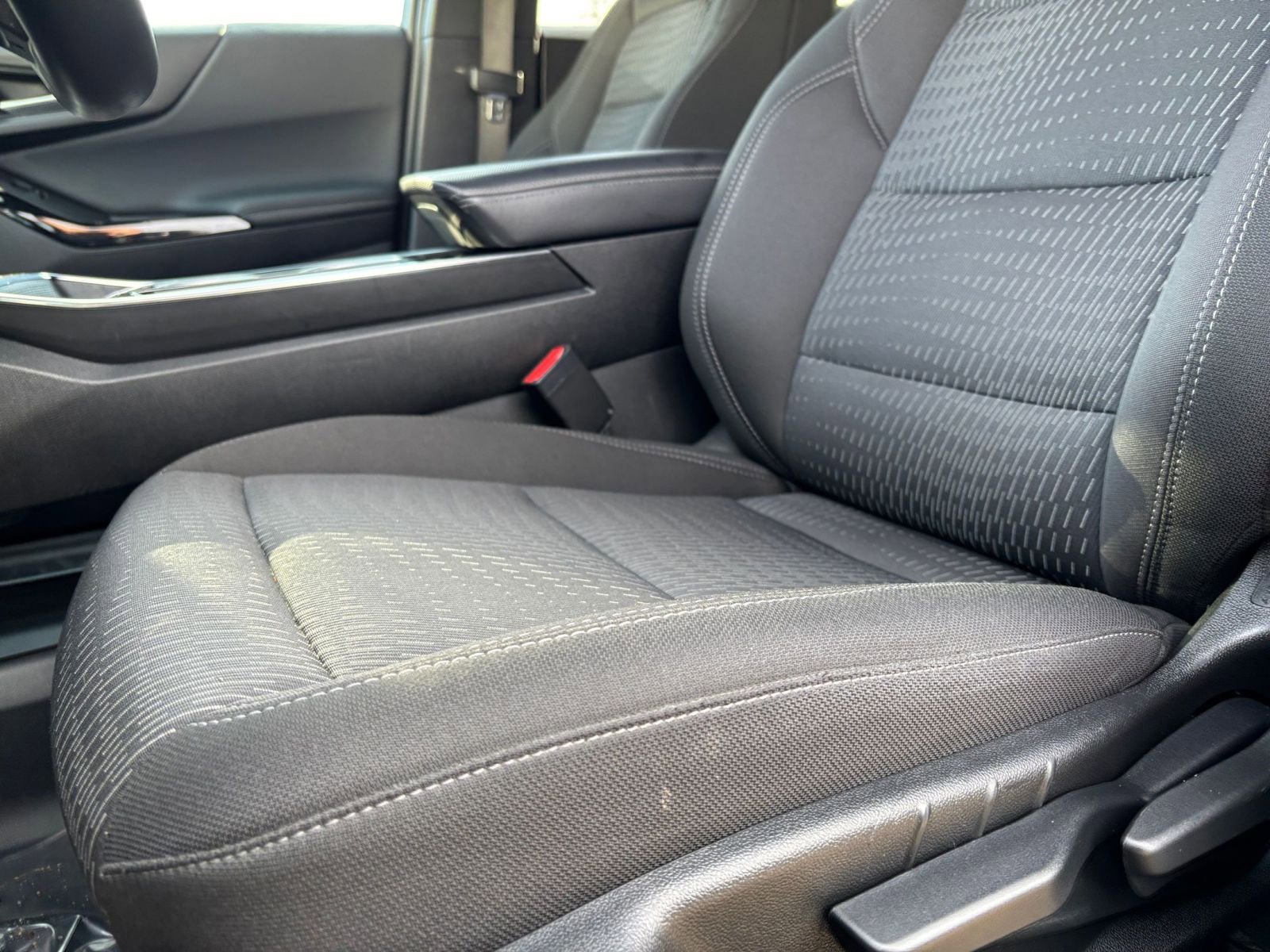 Thumbnail: 2025 Chevrolet Equinox - 25