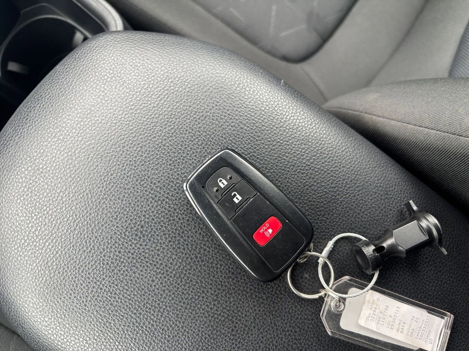 Thumbnail: 2025 Toyota RAV4 - 22