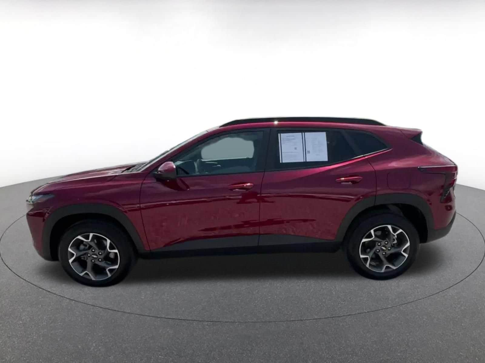 Thumbnail: 2025 Chevrolet Trax - 7