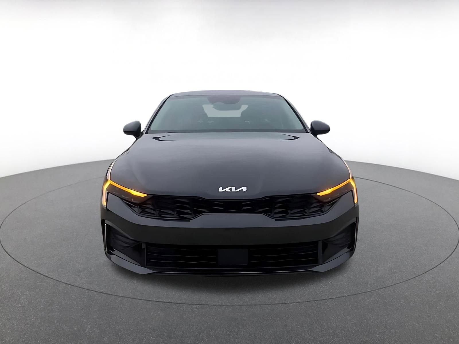 Thumbnail: 2025 Kia K5 - 4