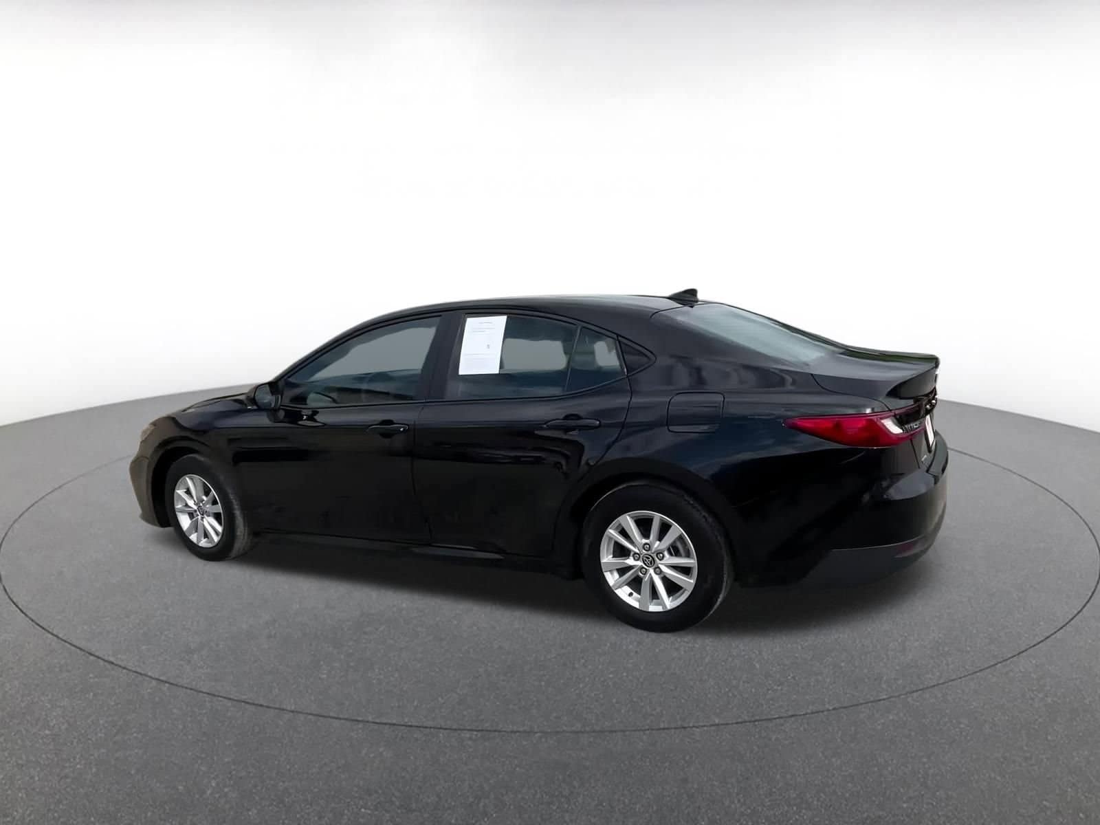 Thumbnail: 2025 Toyota Camry - 10