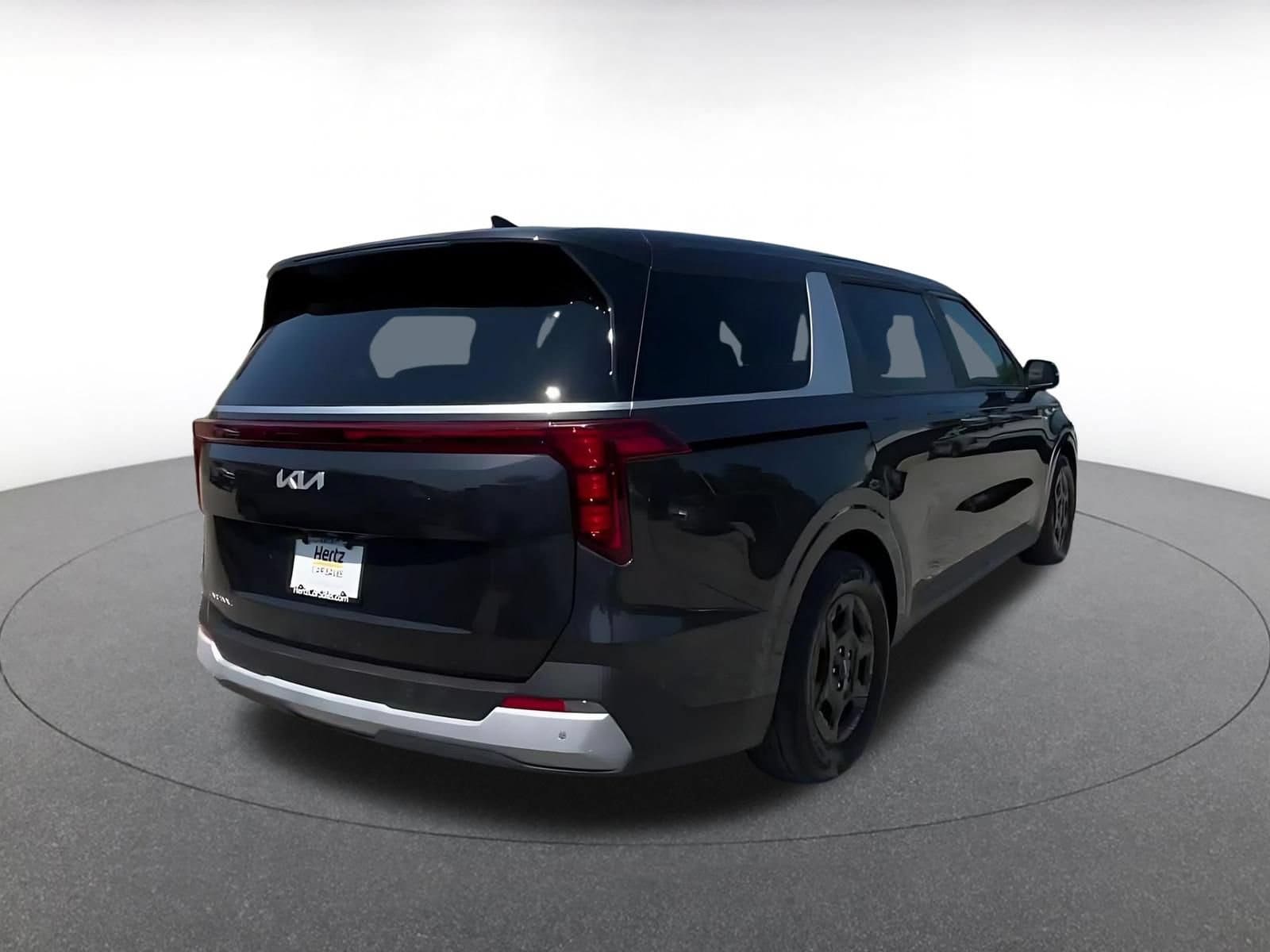 Thumbnail: 2026 Kia Carnival - 14
