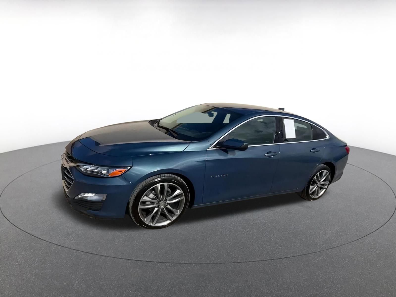 Thumbnail: 2024 Chevrolet Malibu - 8