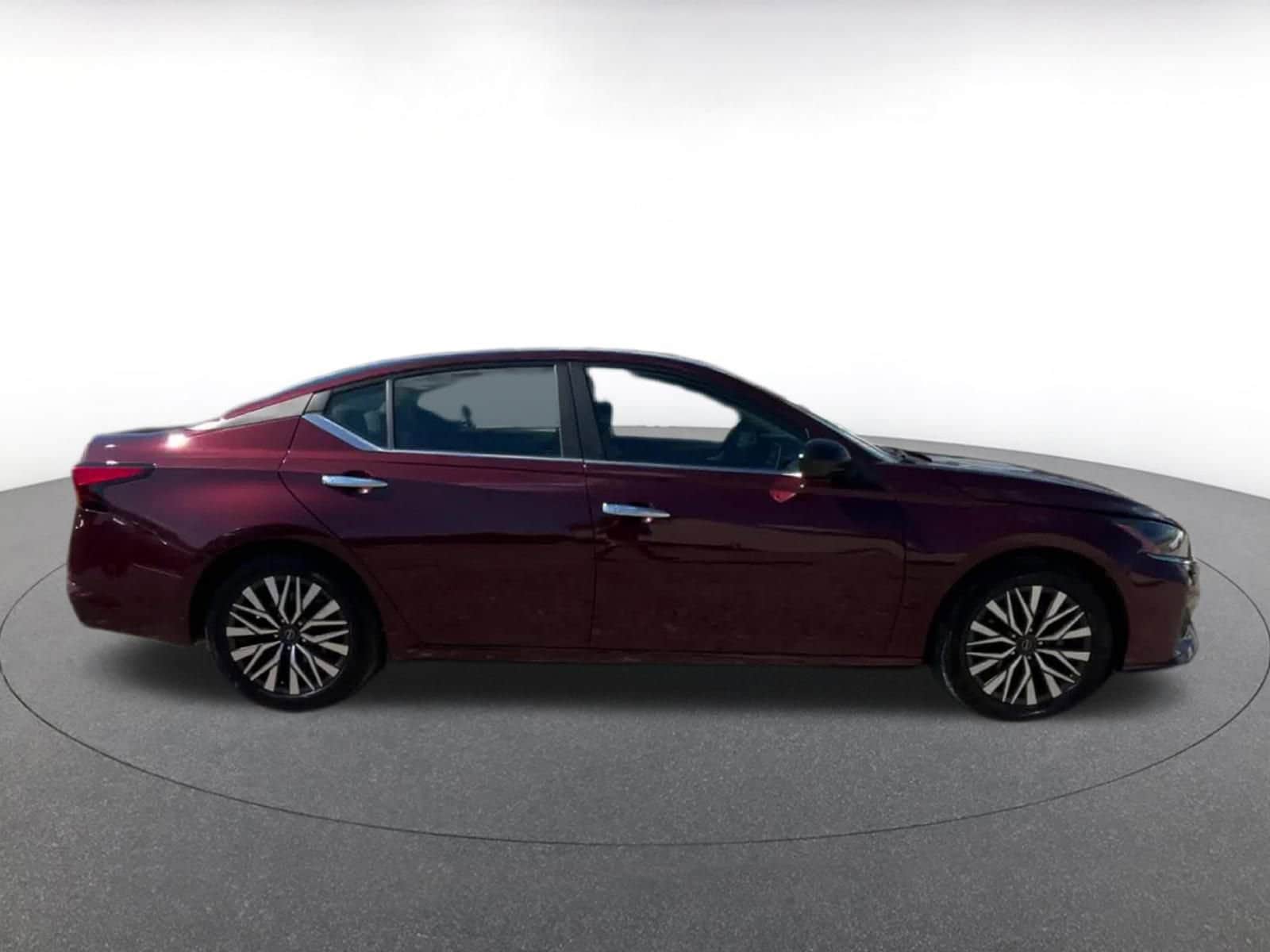 Thumbnail: 2024 Nissan Altima - 16