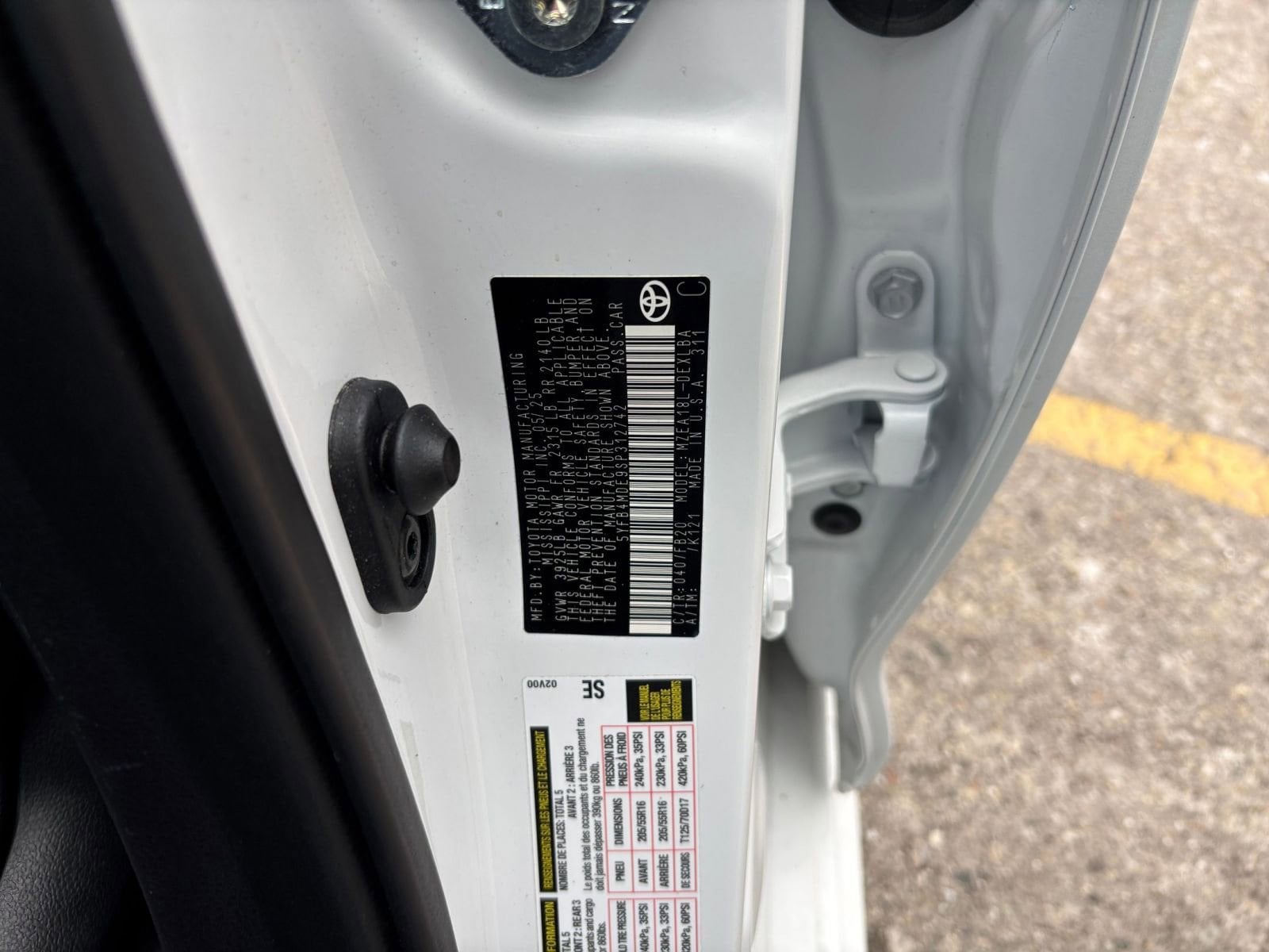 Thumbnail: 2025 Toyota Corolla - 28