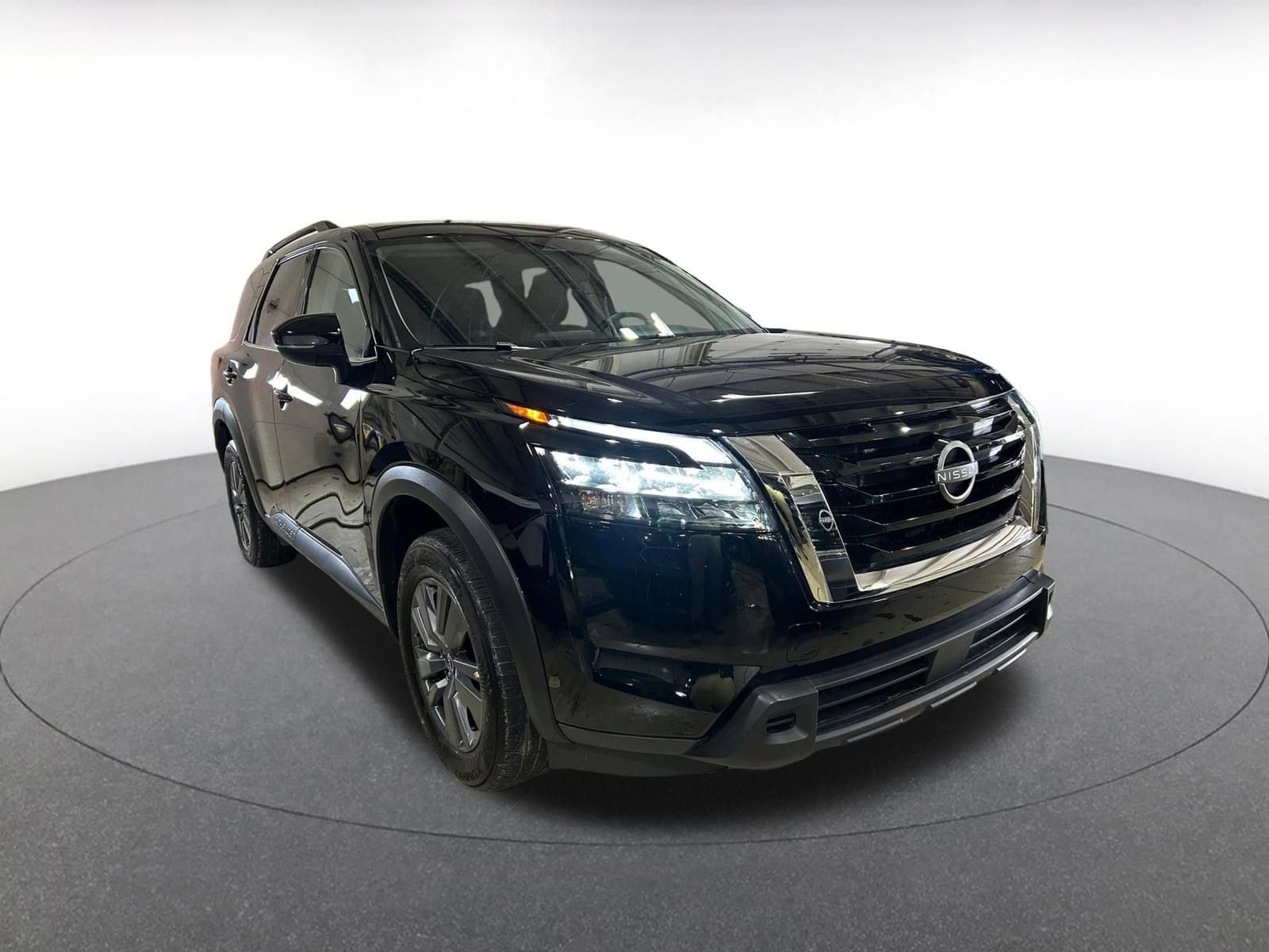 Thumbnail: 2025 Nissan Pathfinder - 1