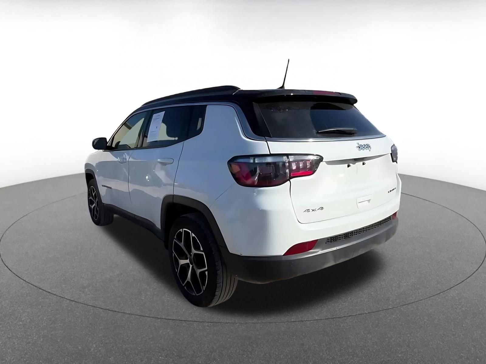 Thumbnail: 2025 Jeep Compass - 11