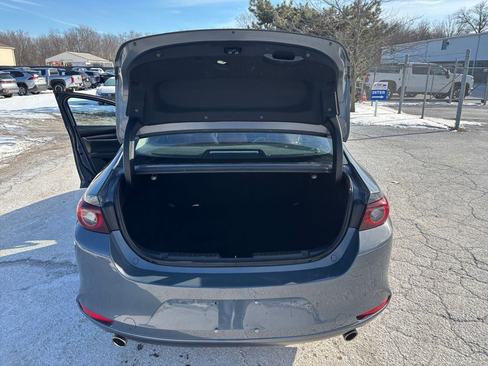 Thumbnail: 2025 Mazda Mazda3 - 32