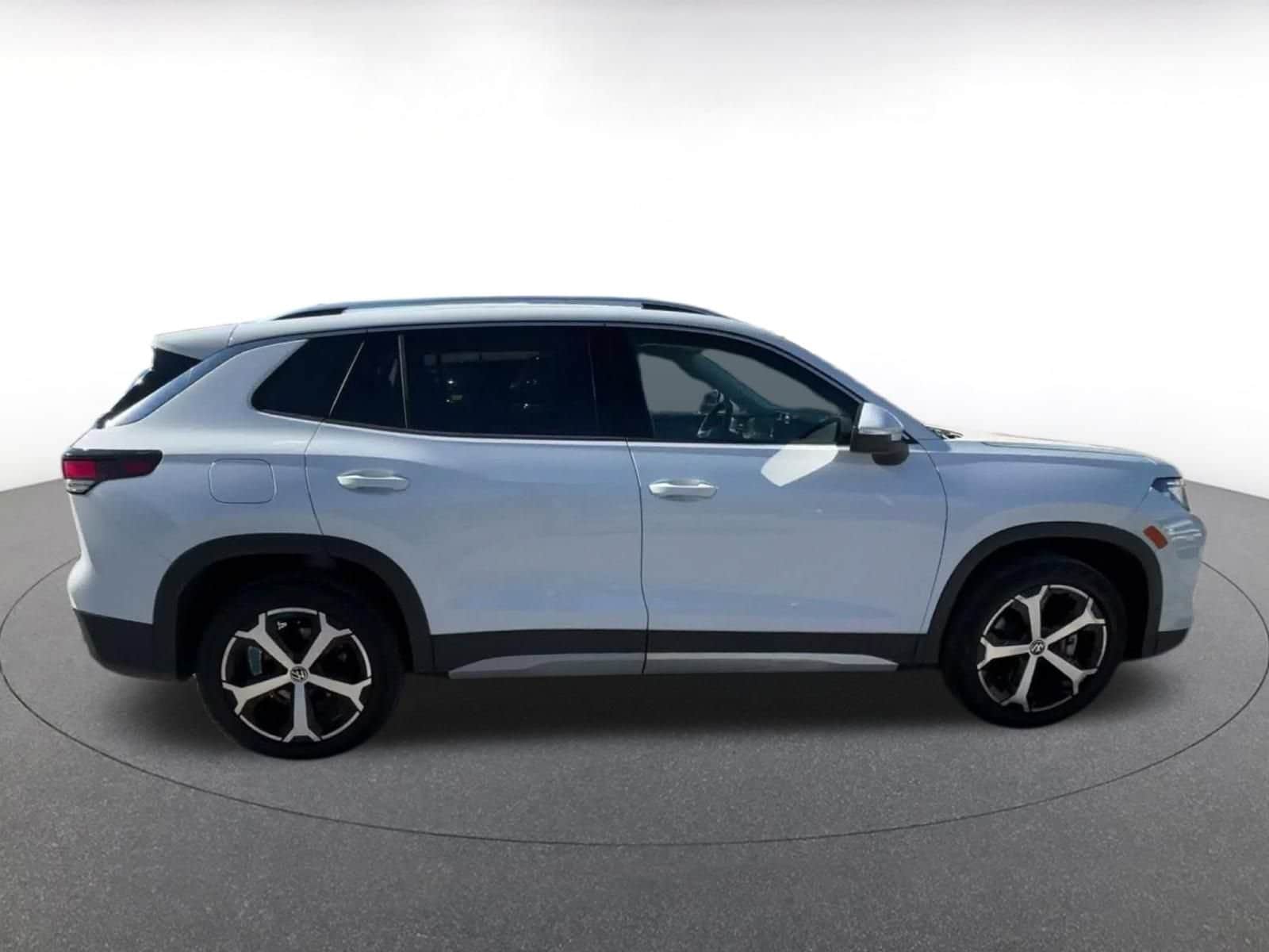 Thumbnail: 2026 Volkswagen Tiguan - 15
