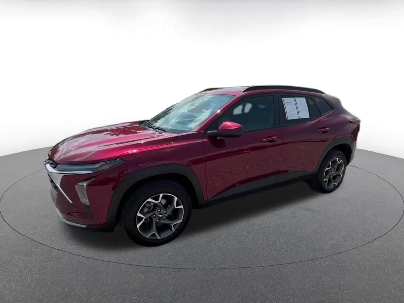 Thumbnail: 2025 Chevrolet Trax - 6