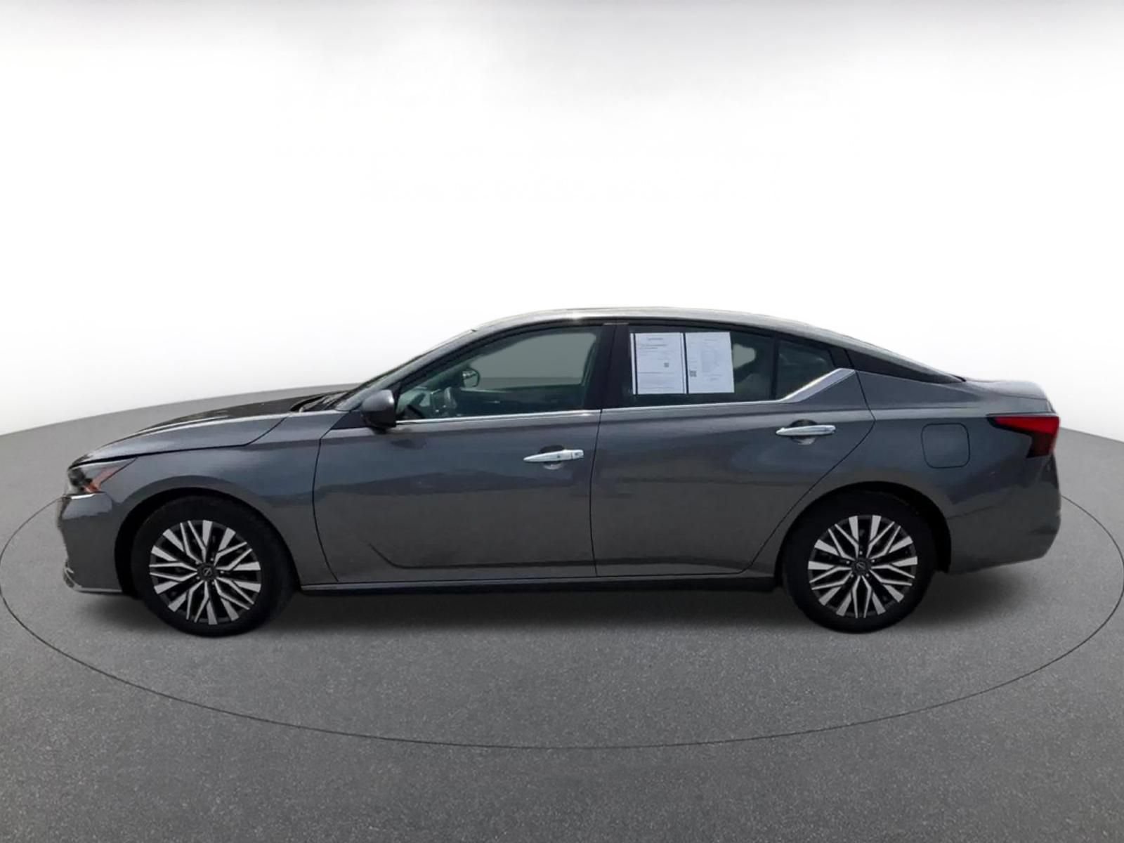 Thumbnail: 2025 Nissan Altima - 7
