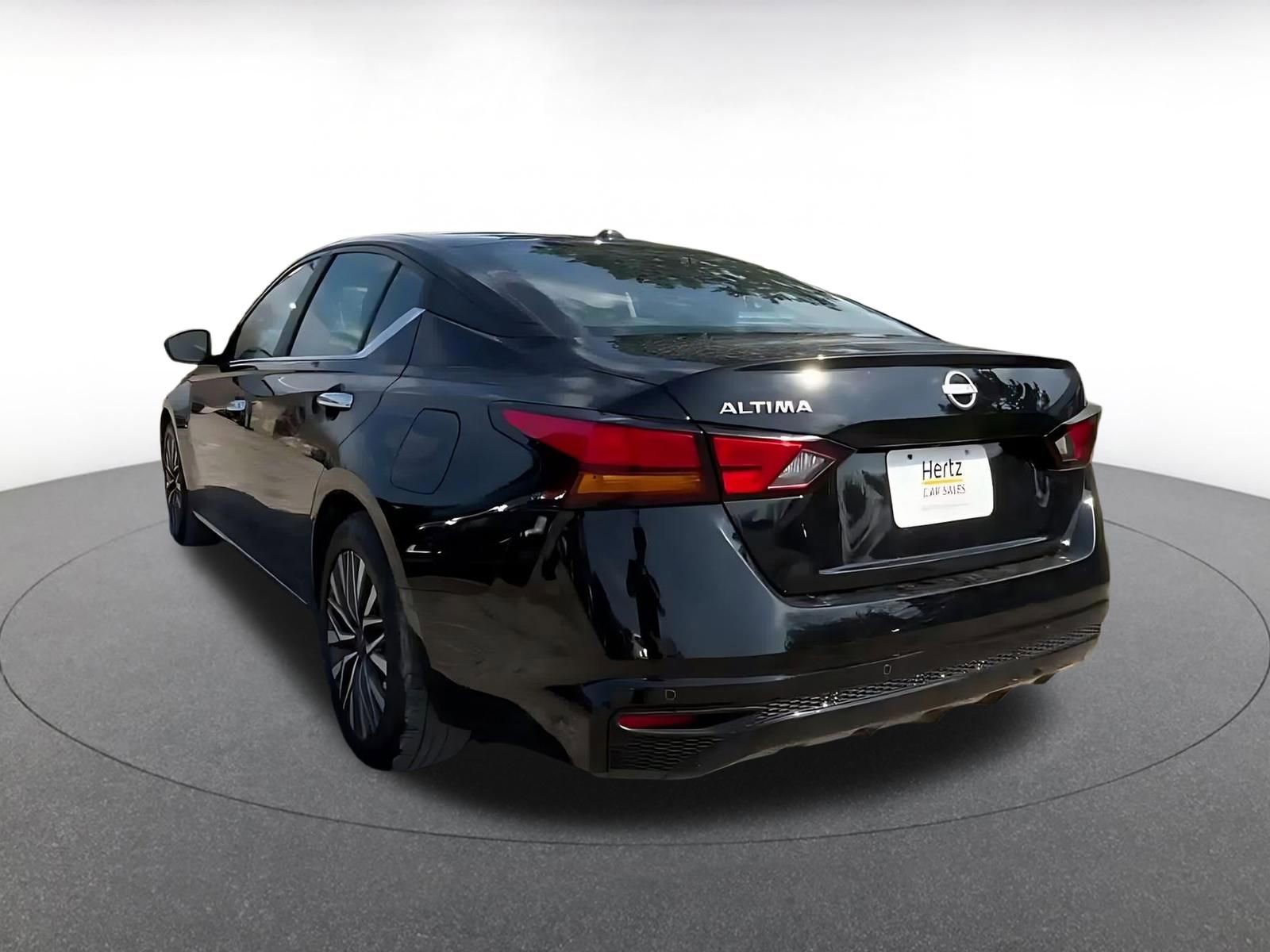 Thumbnail: 2025 Nissan Altima - 11