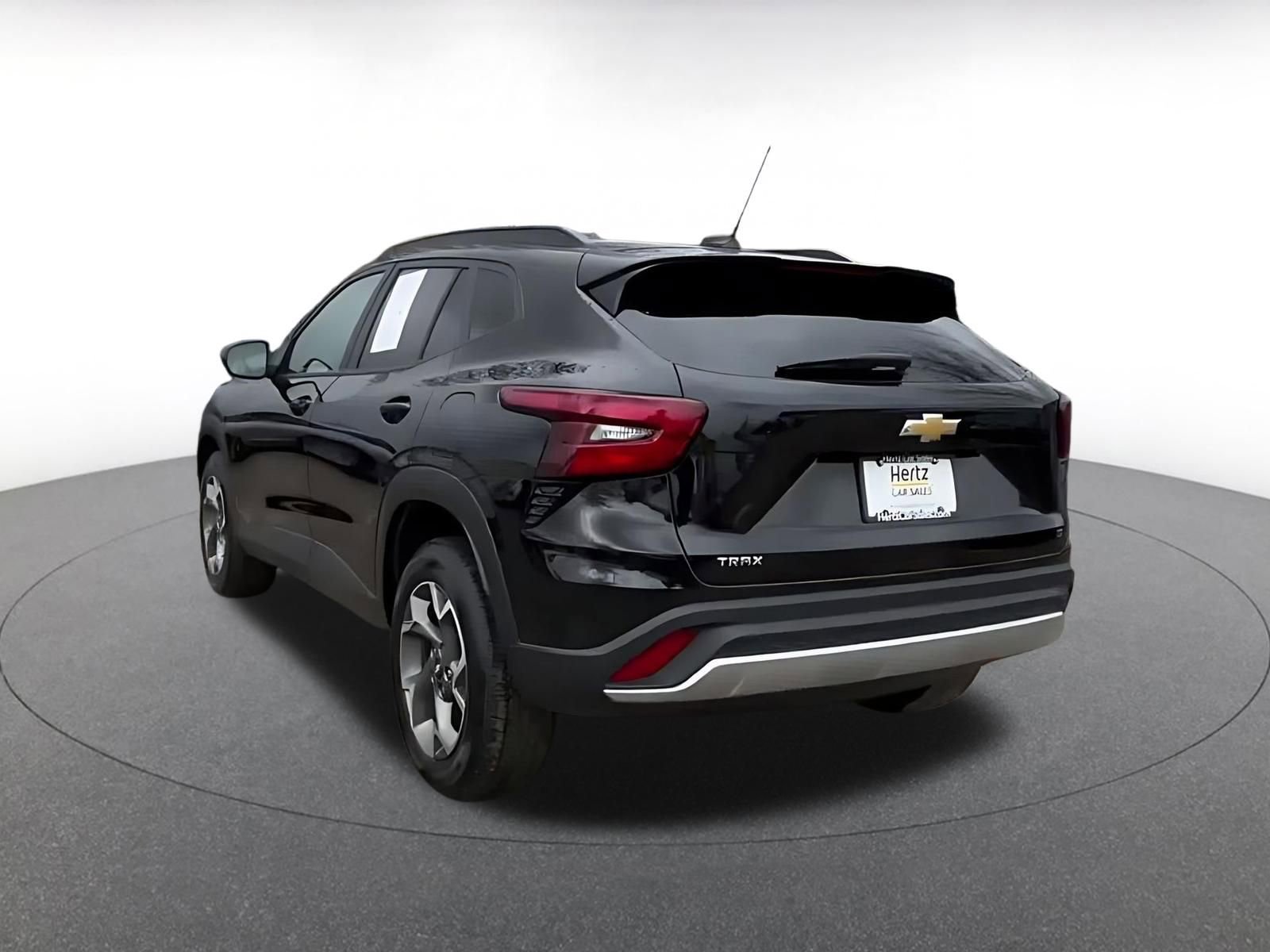 Thumbnail: 2025 Chevrolet Trax - 11