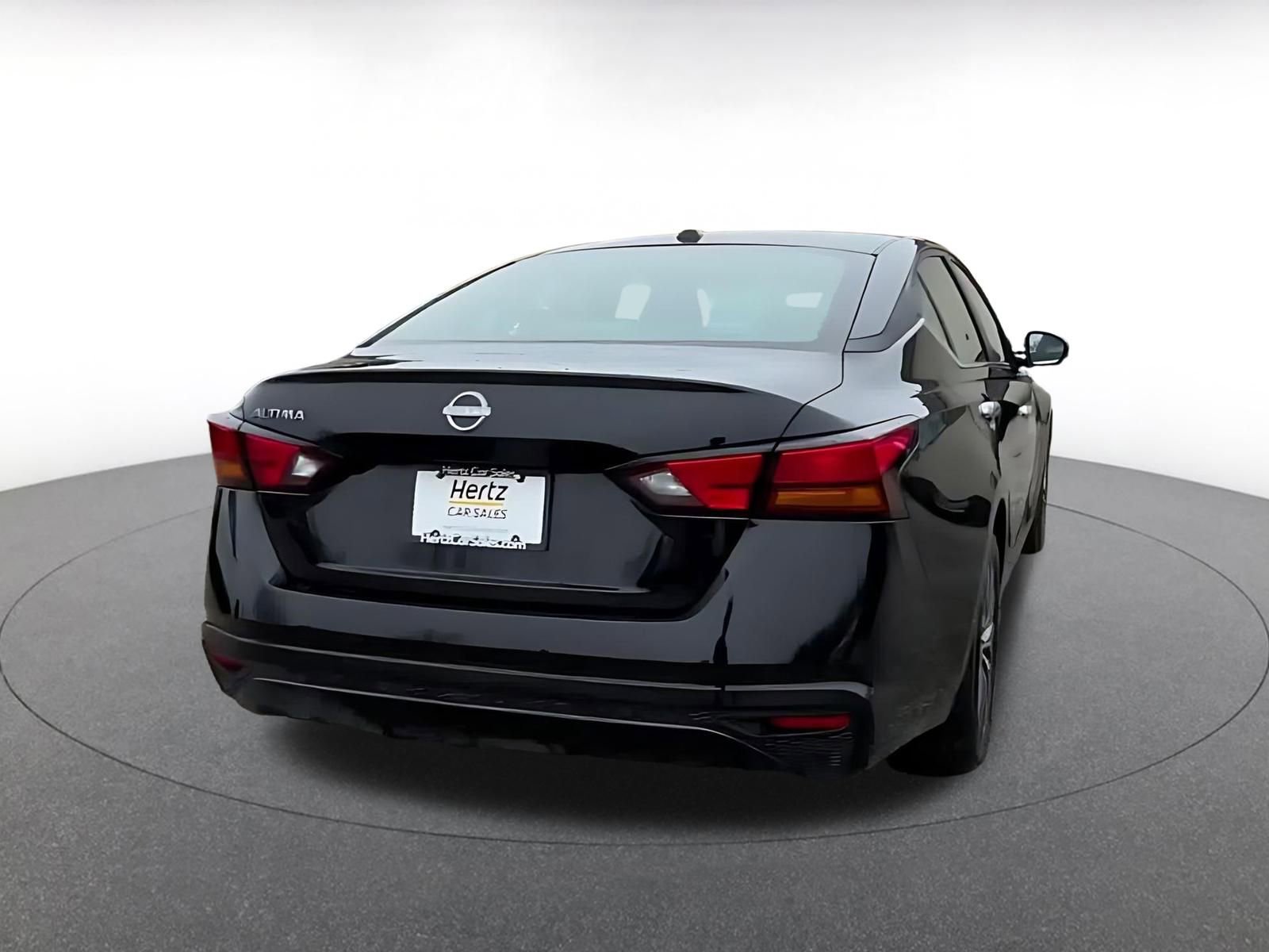 Thumbnail: 2025 Nissan Altima - 14