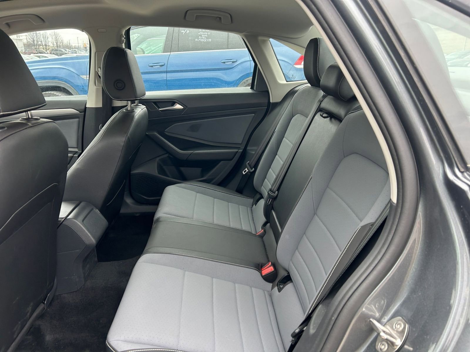 Thumbnail: 2025 Volkswagen Jetta - 27