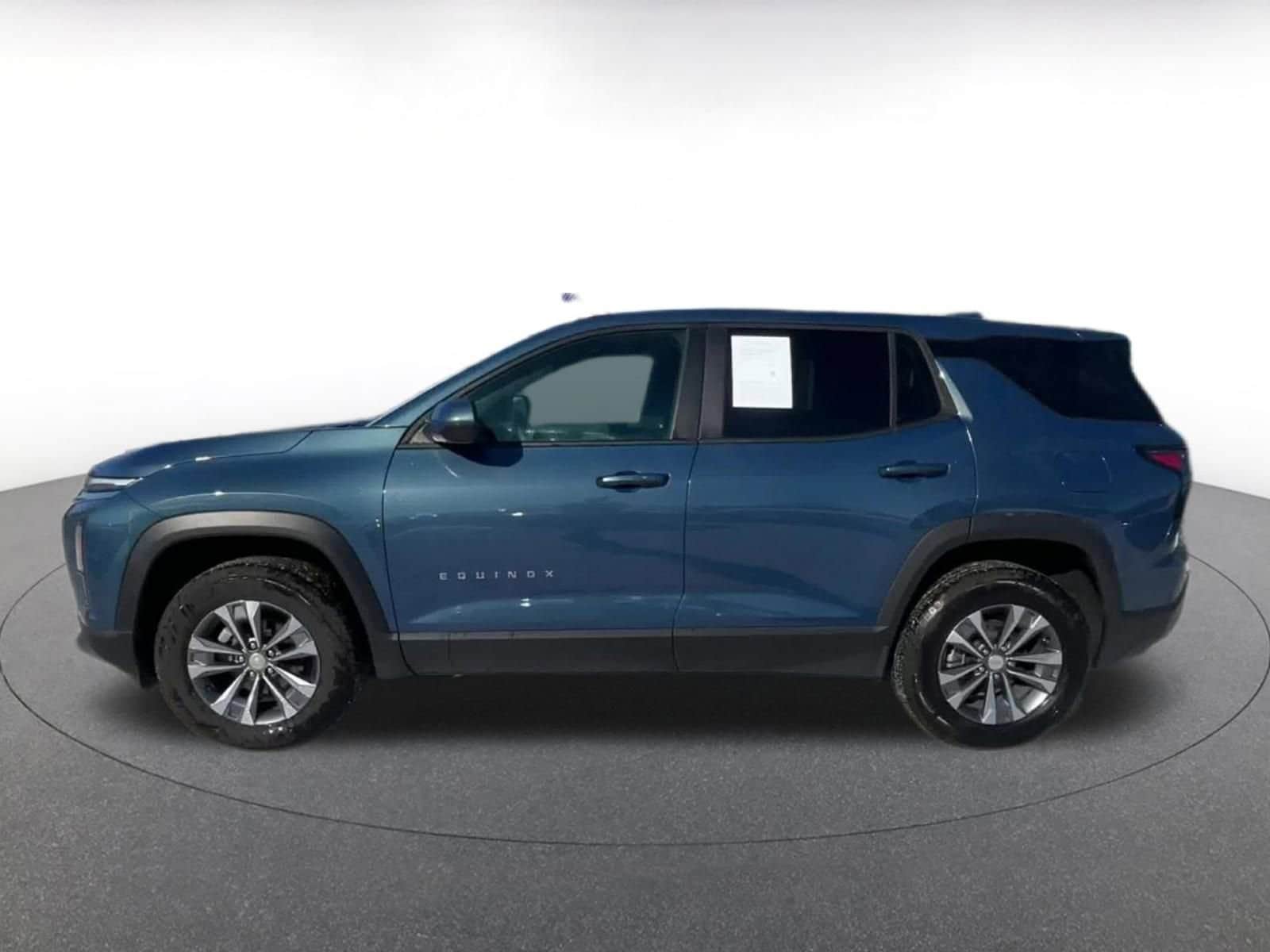 Thumbnail: 2025 Chevrolet Equinox - 8