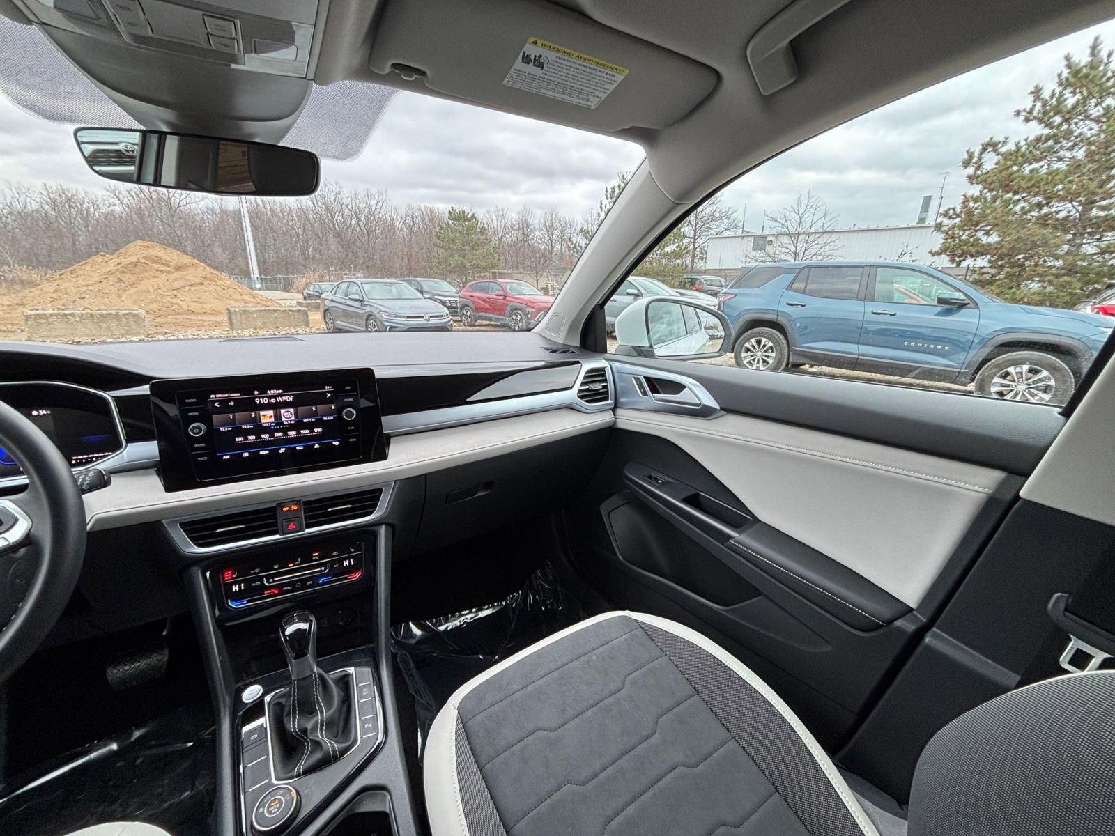 Thumbnail: 2025 Volkswagen Taos - 35