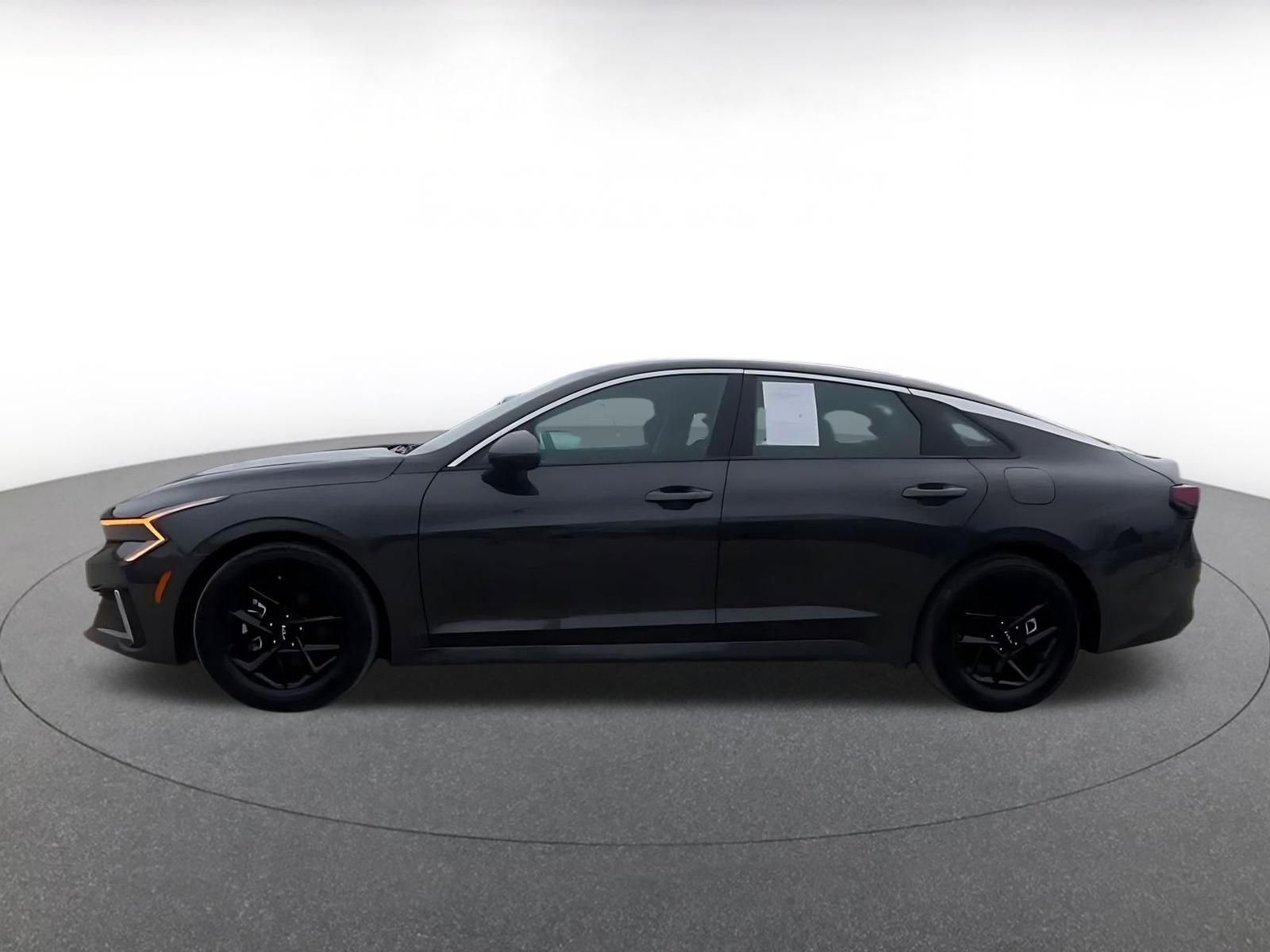 Thumbnail: 2025 Kia K5 - 9