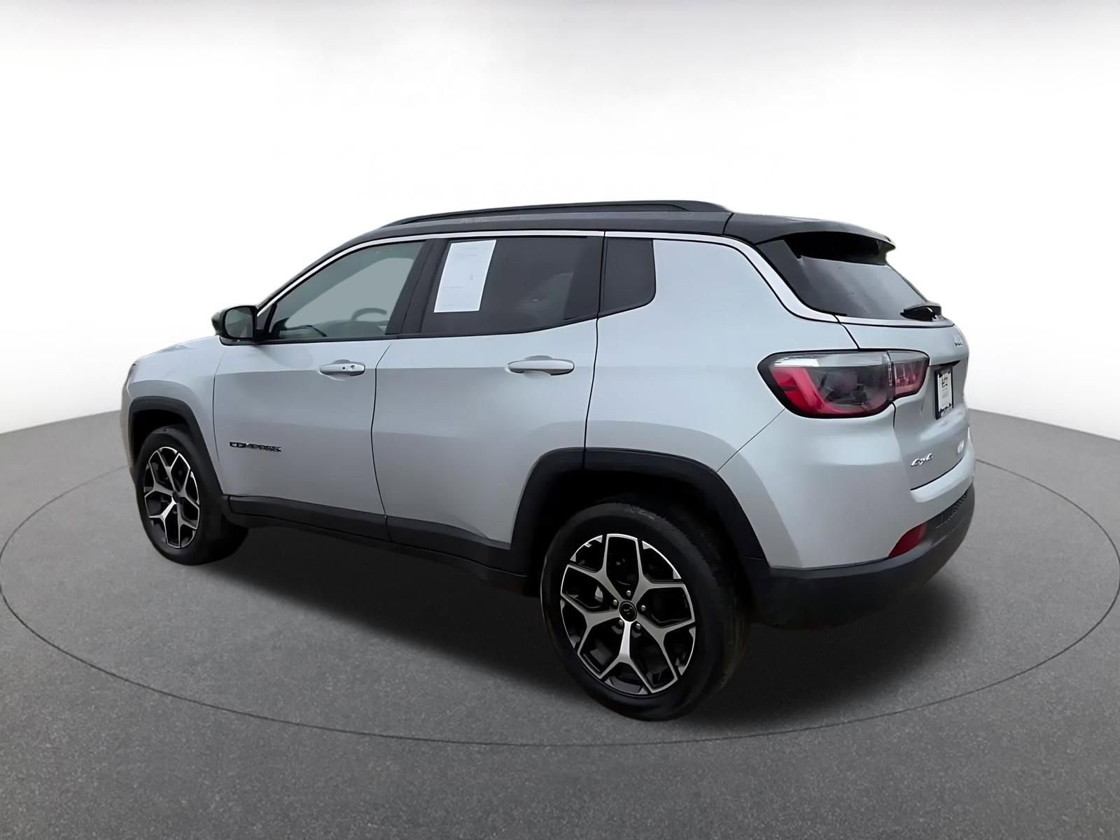 Thumbnail: 2025 Jeep Compass - 10