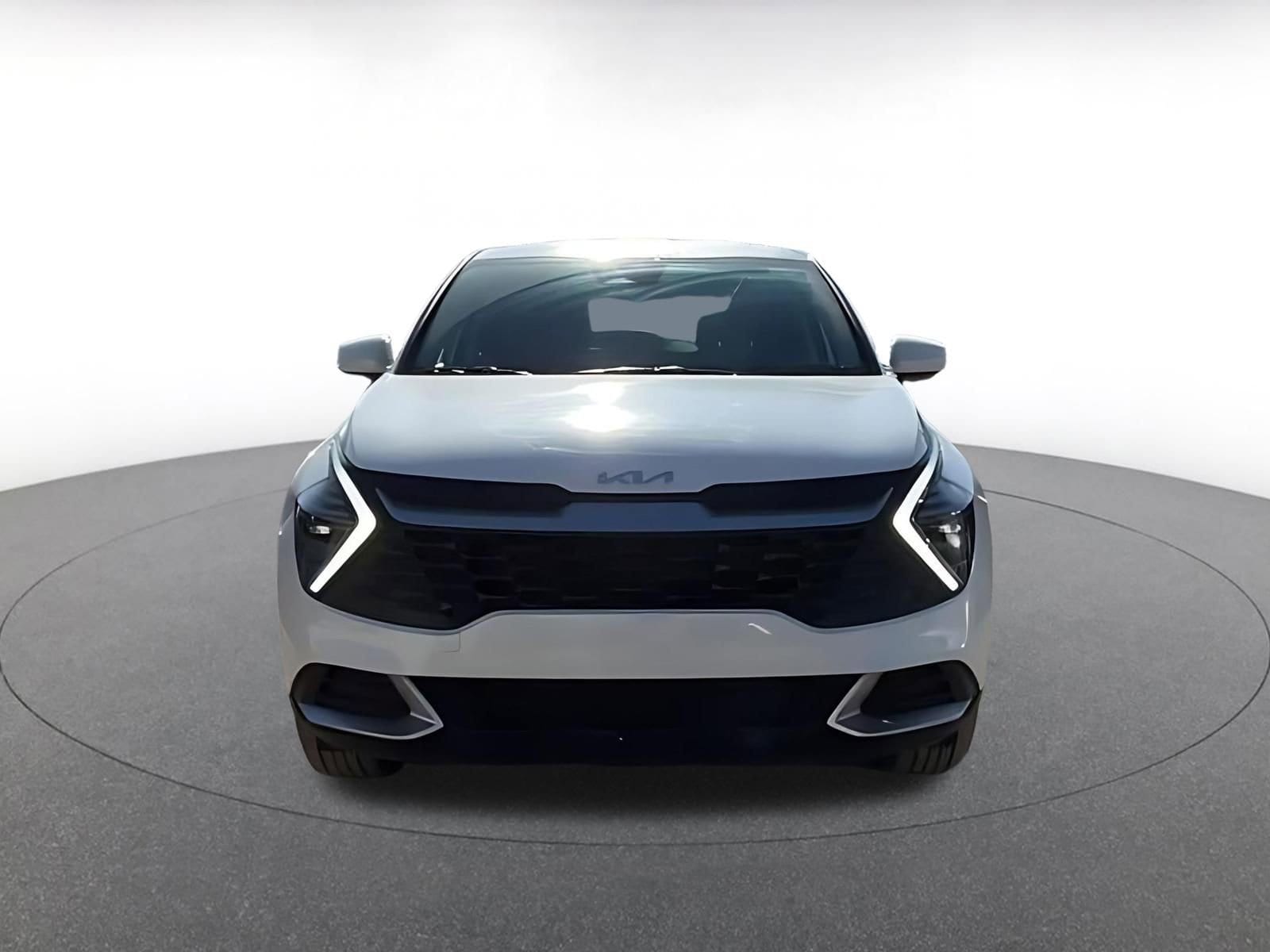 Thumbnail: 2025 Kia Sportage - 4