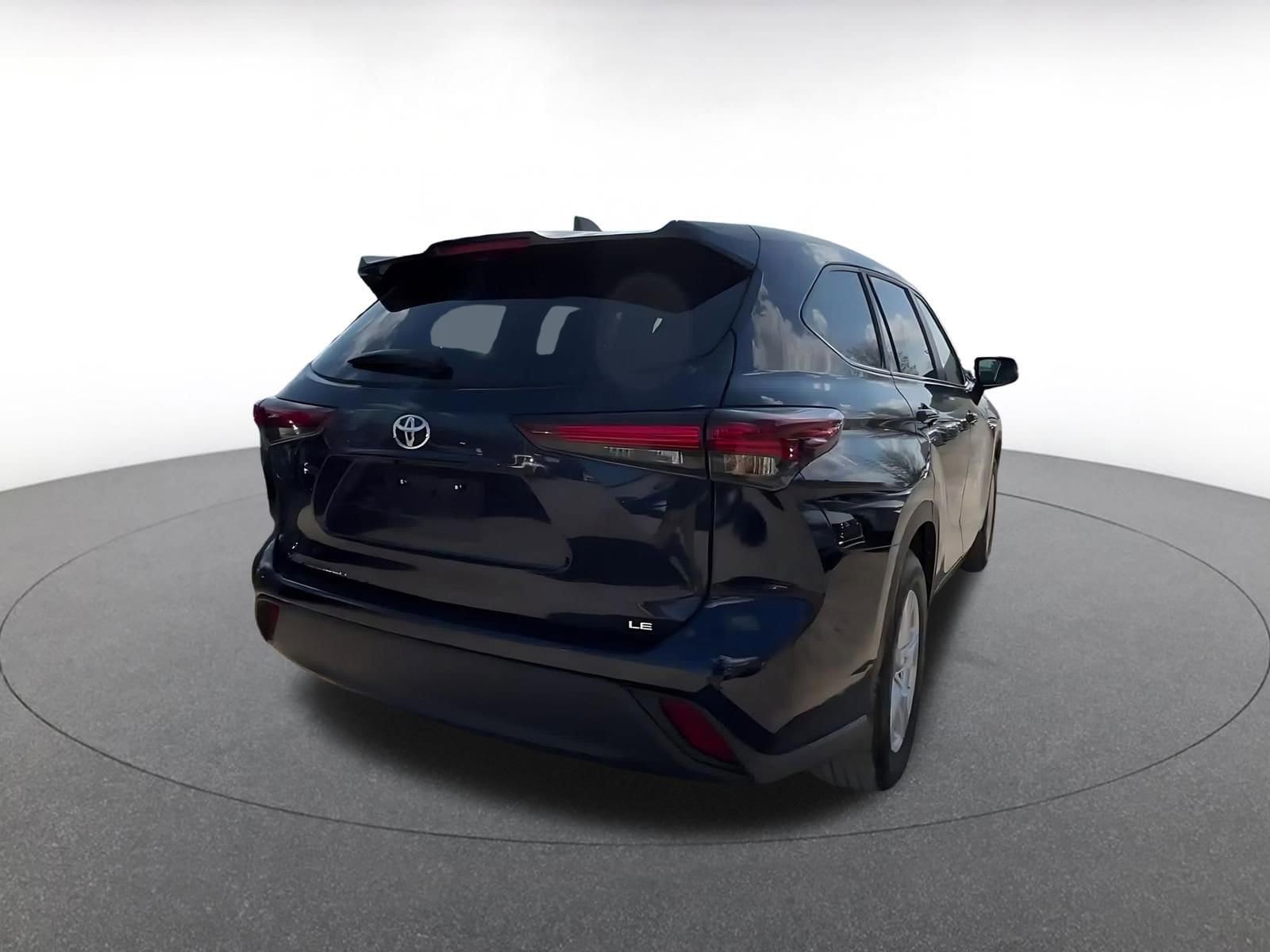 Thumbnail: 2025 Toyota Highlander - 12