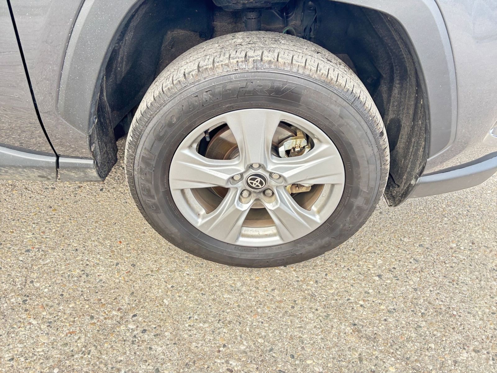 Thumbnail: 2025 Toyota RAV4 - 28