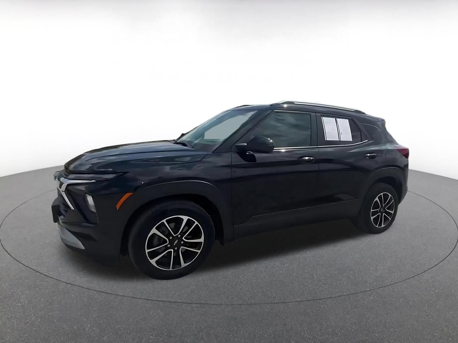 Thumbnail: 2025 Chevrolet TrailBlazer - 8