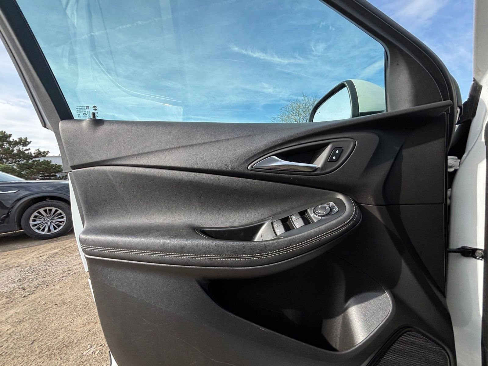 Thumbnail: 2025 Buick Encore GX - 18