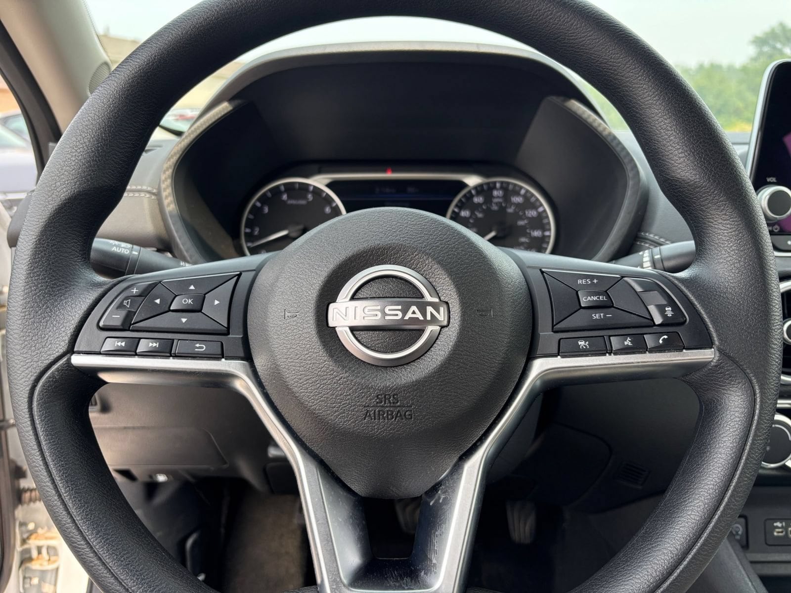 Thumbnail: 2025 Nissan Sentra - 25