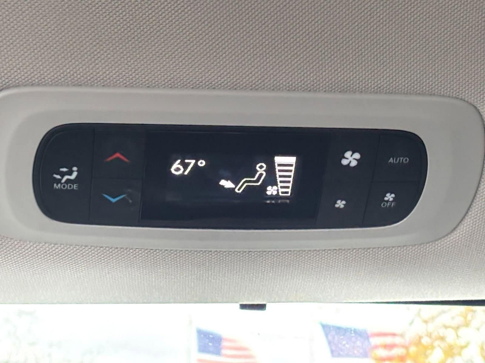 Thumbnail: 2024 Chrysler Pacifica - 24